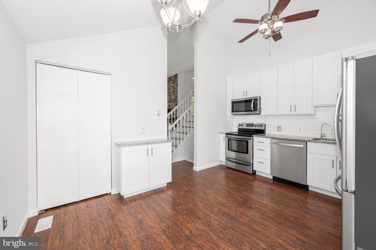 FREDERICKTOWNE VILLAGE - Residential