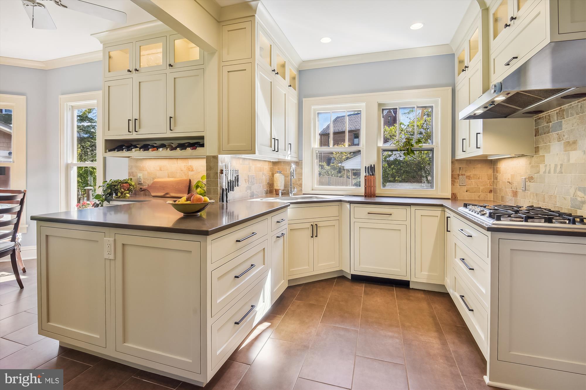 BRADDOCK HEIGHTS - Residential