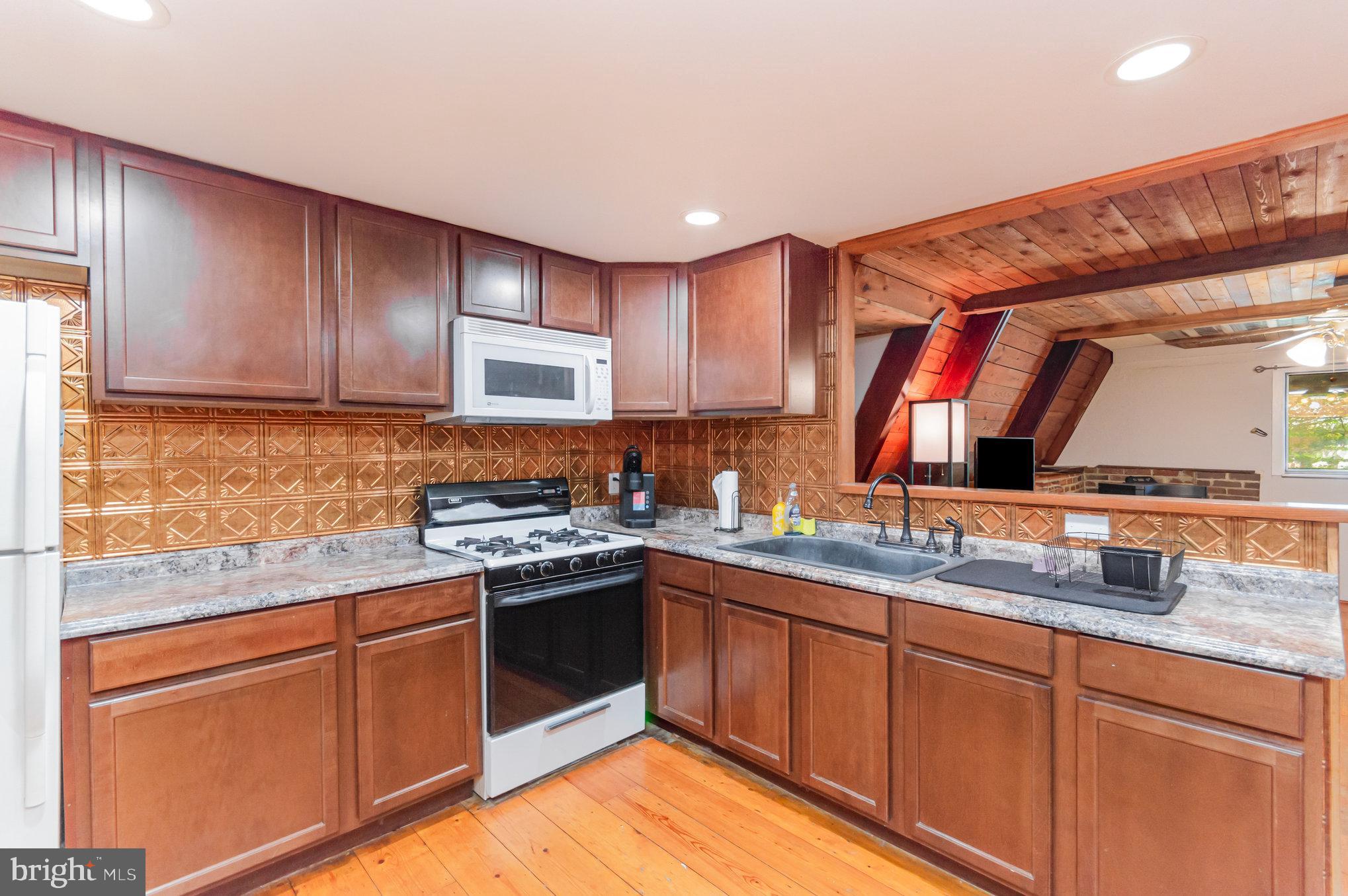 WHITE SANDS - Residential