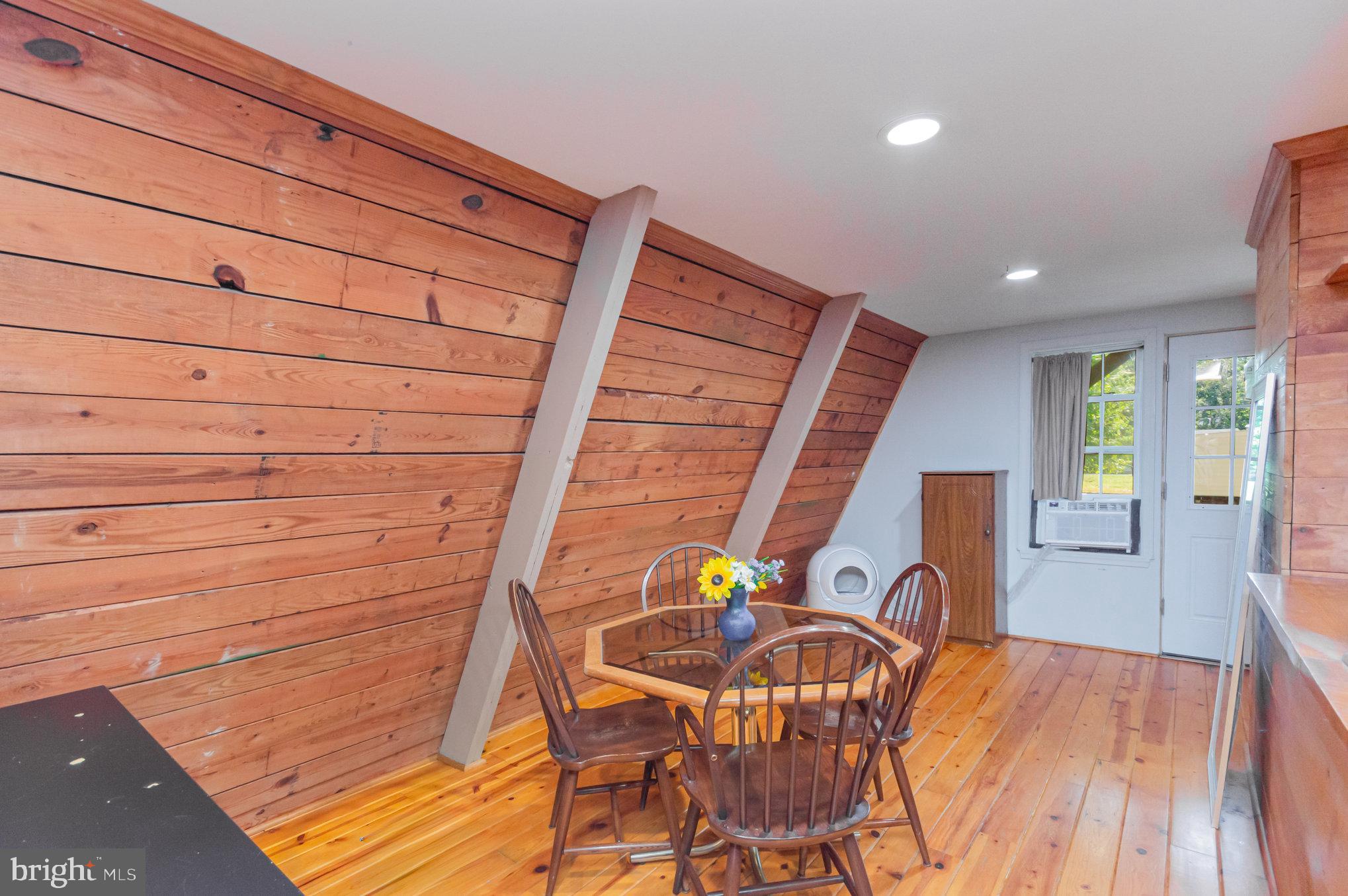 WHITE SANDS - Residential