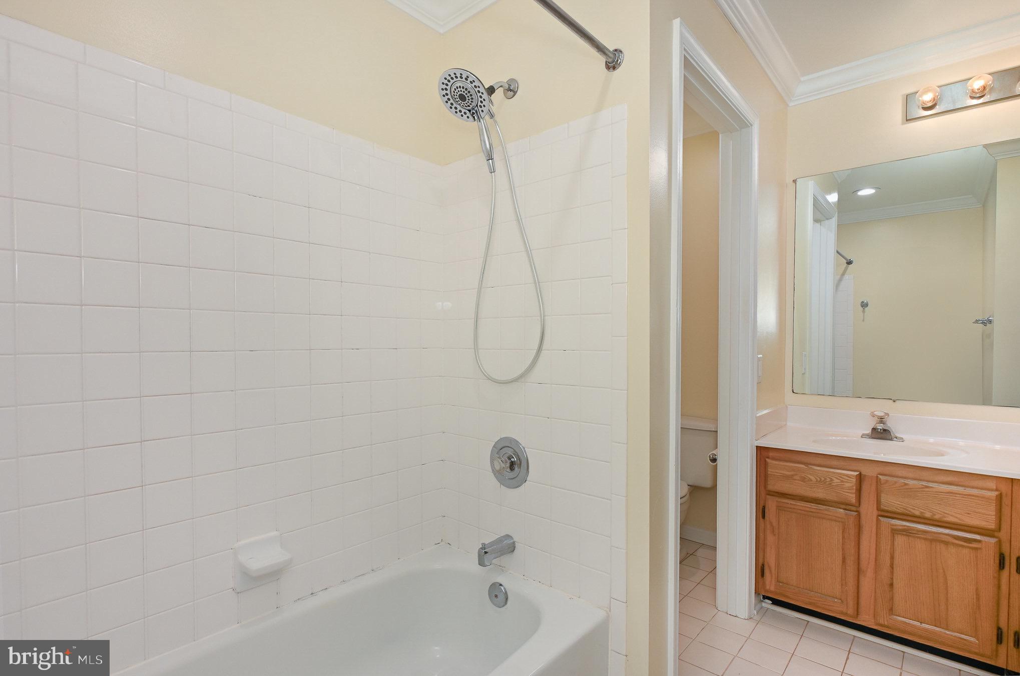 THOMAS RUN - Residential Lease