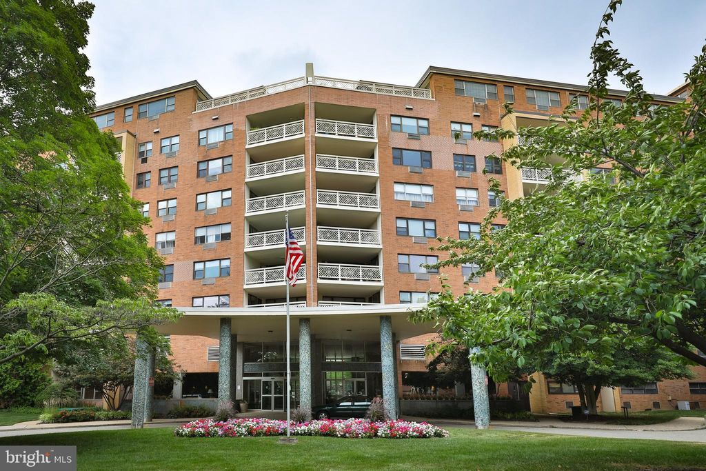 Photo of 7900 Old York Road #510B, ELKINS PARK, PA 19027 (MLS # PAMC2163696)