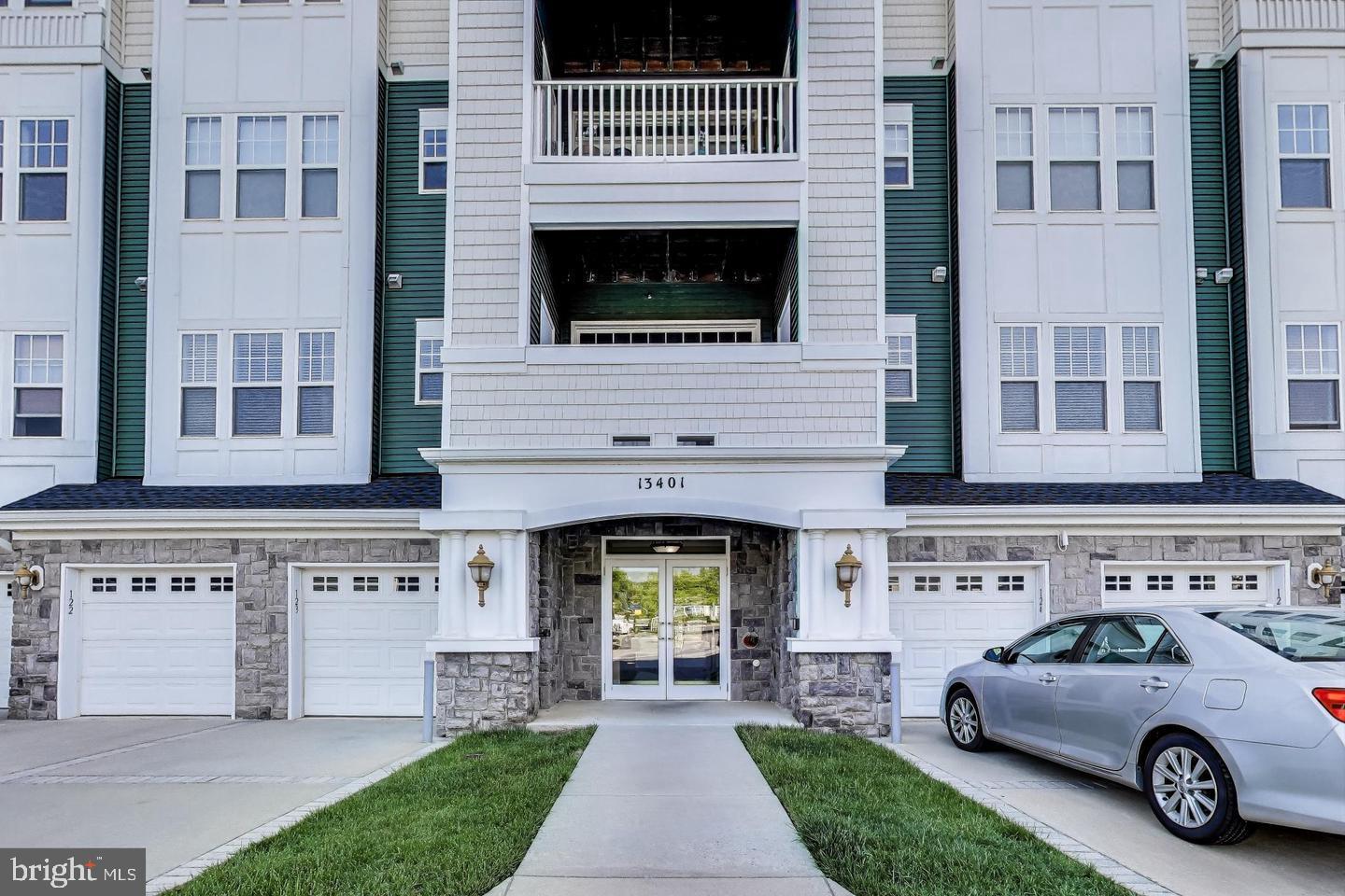 13401 BELLE CHASSE BOULEVARD 112