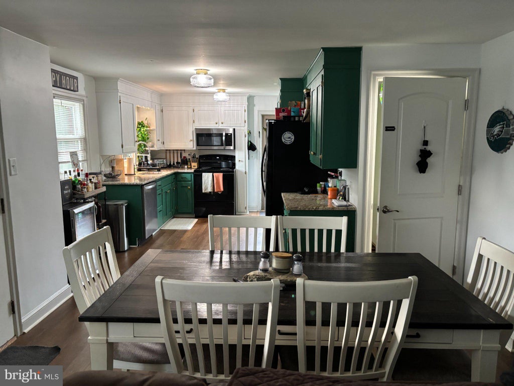 Photo of 1882 Manor Ridge Drive, LANCASTER, PA 17603 (MLS # PALA2096096)