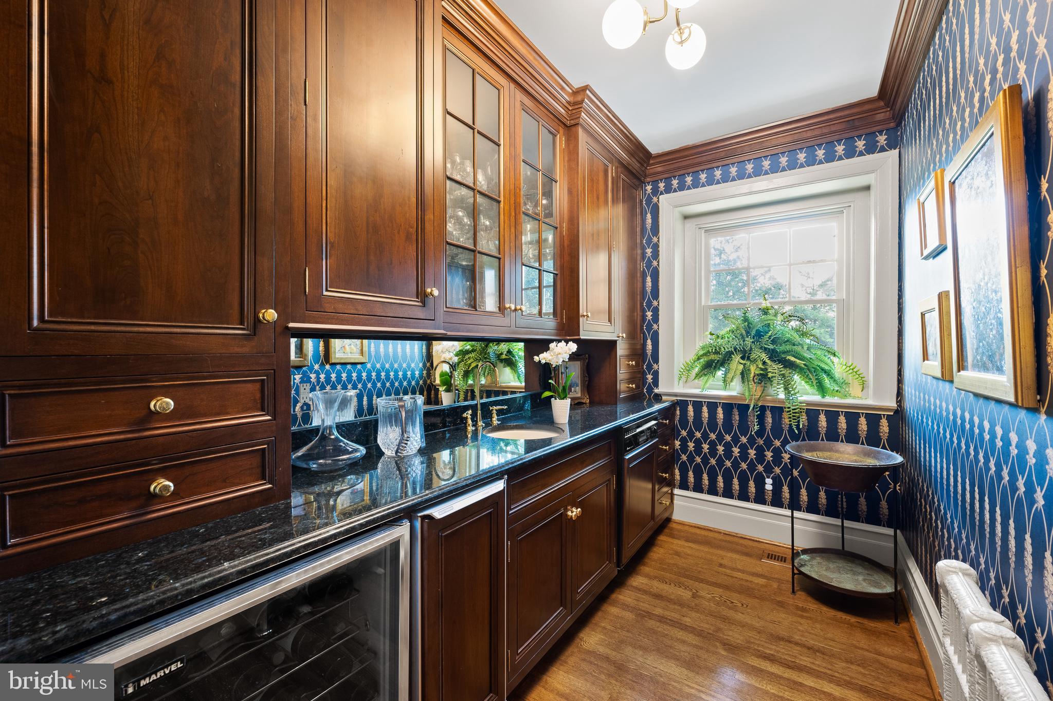 SOUTH WAYNE - Residential