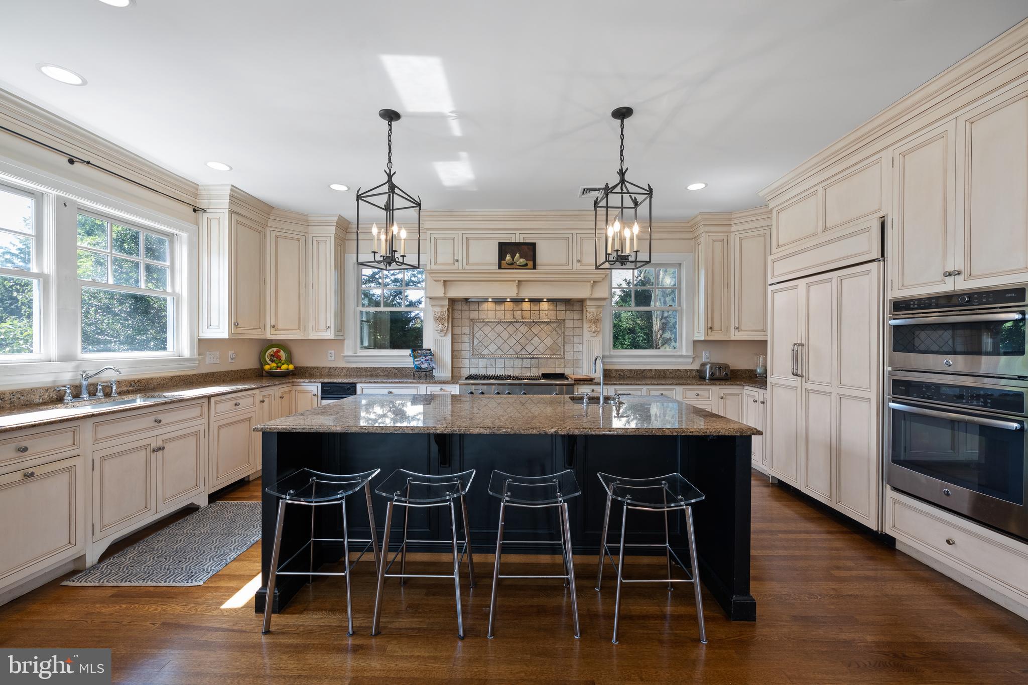 SOUTH WAYNE - Residential