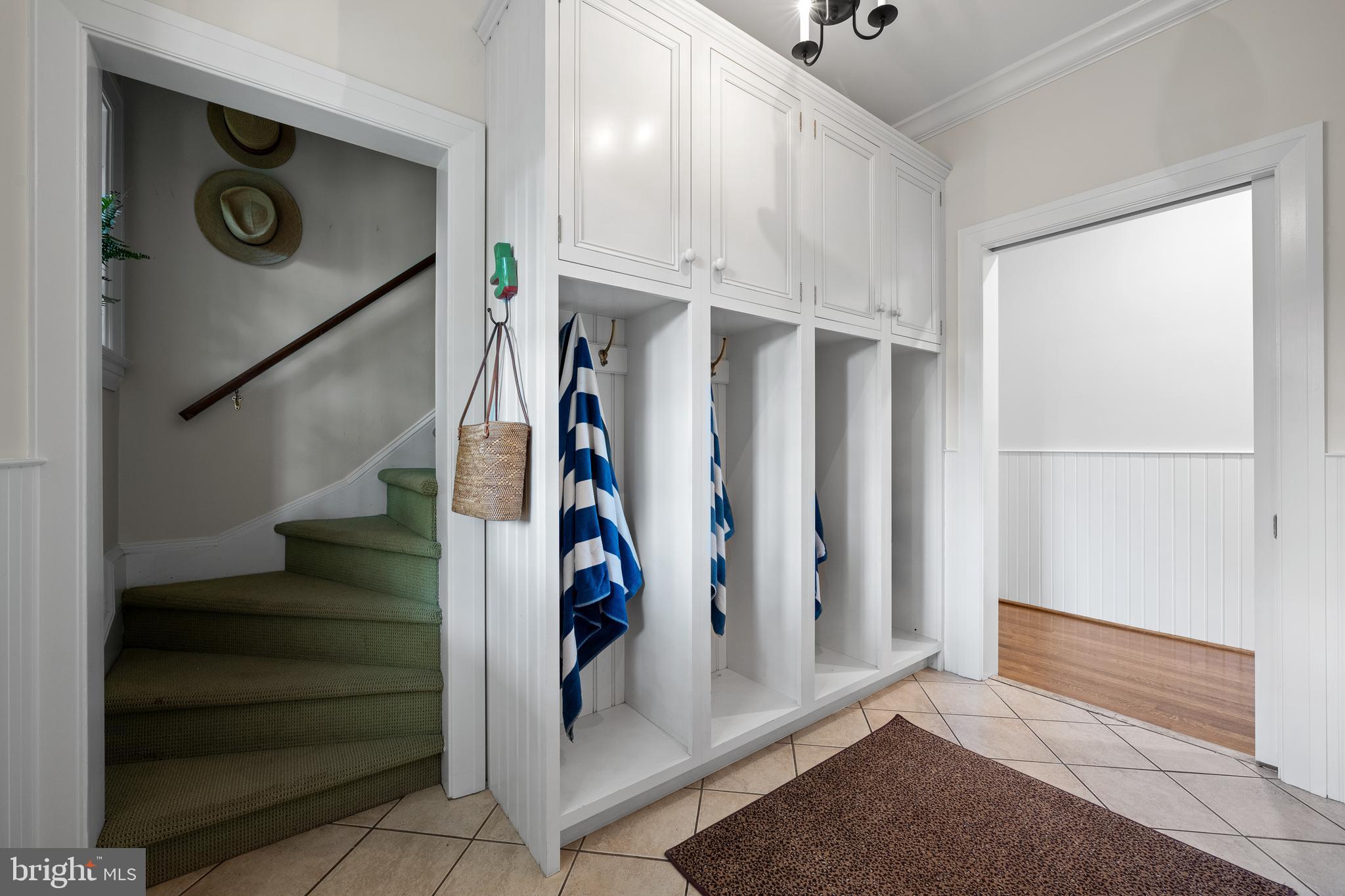 SOUTH WAYNE - Residential