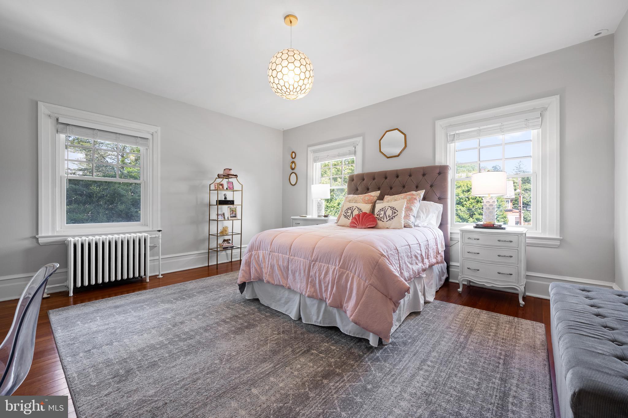 SOUTH WAYNE - Residential