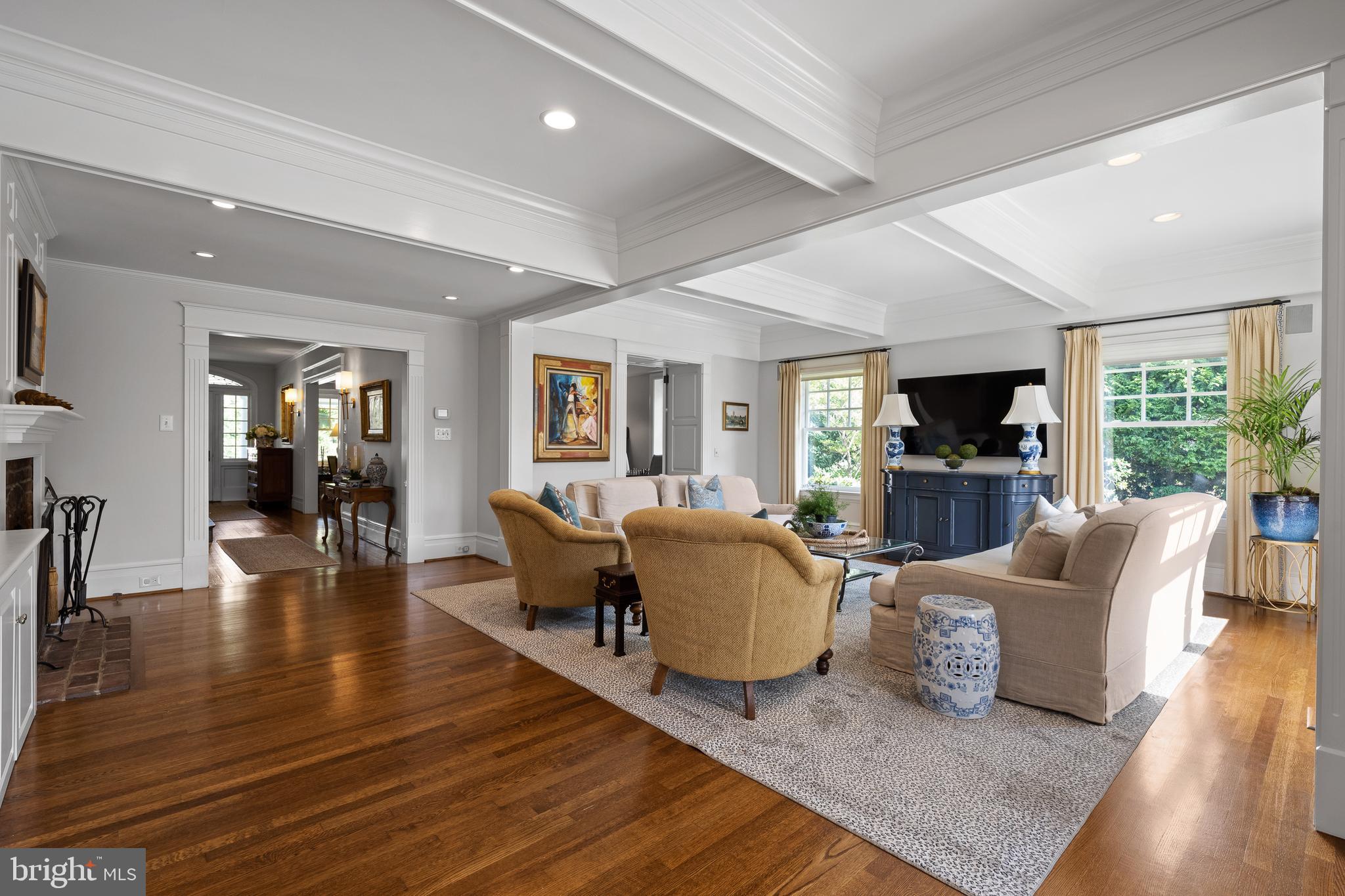 SOUTH WAYNE - Residential