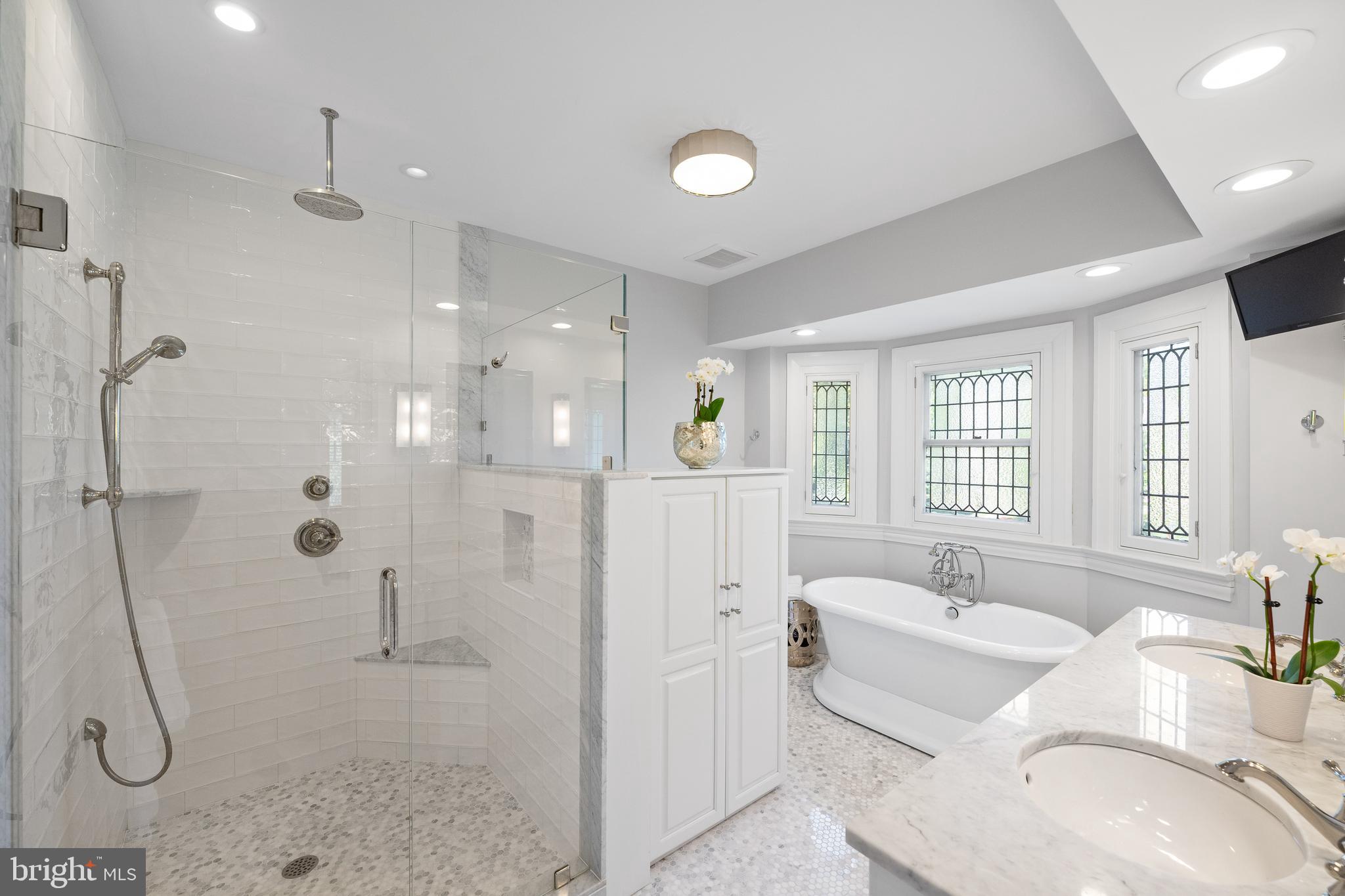 SOUTH WAYNE - Residential