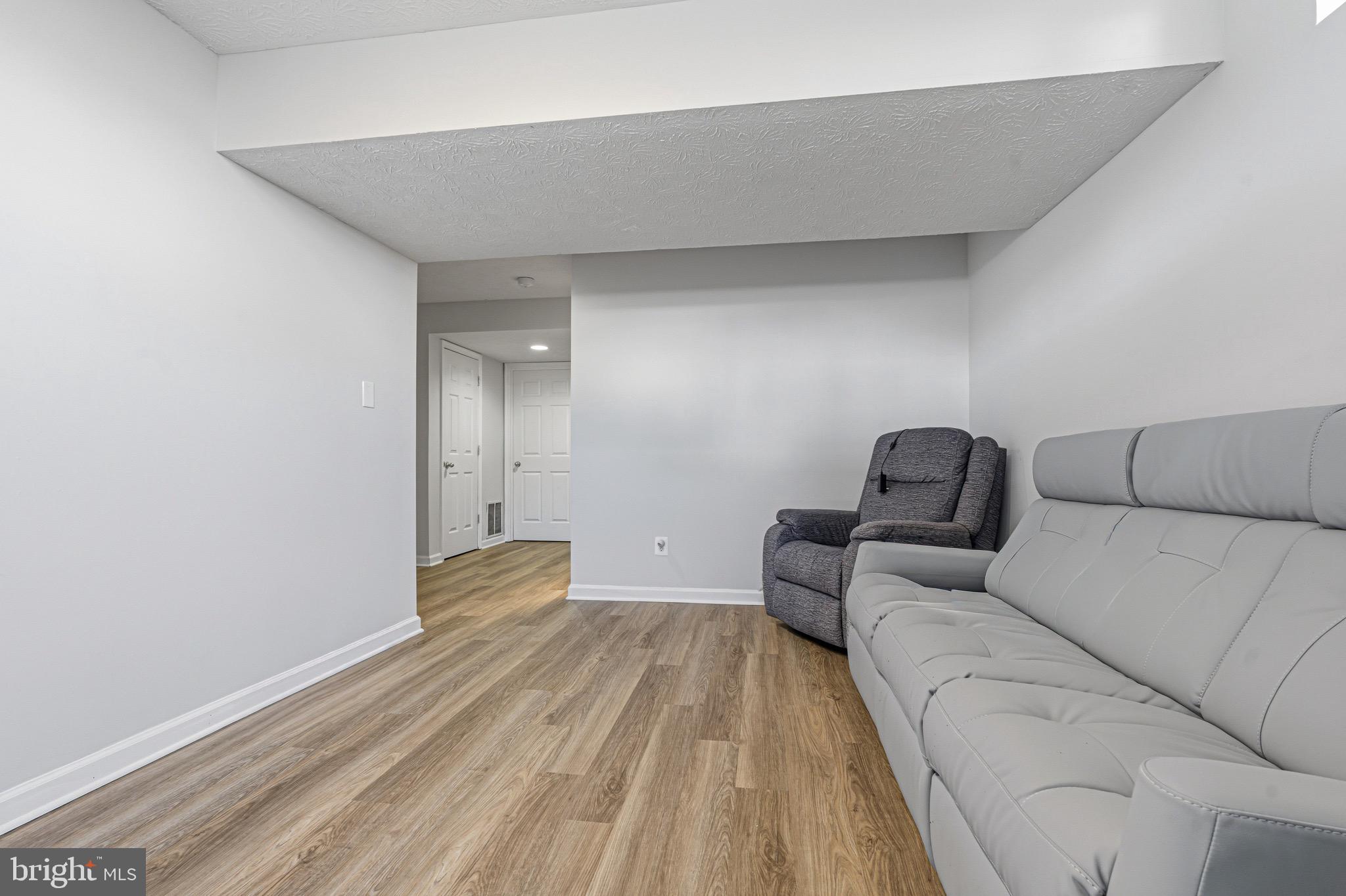 LORD WILLOUGHBY'S REST - Residential