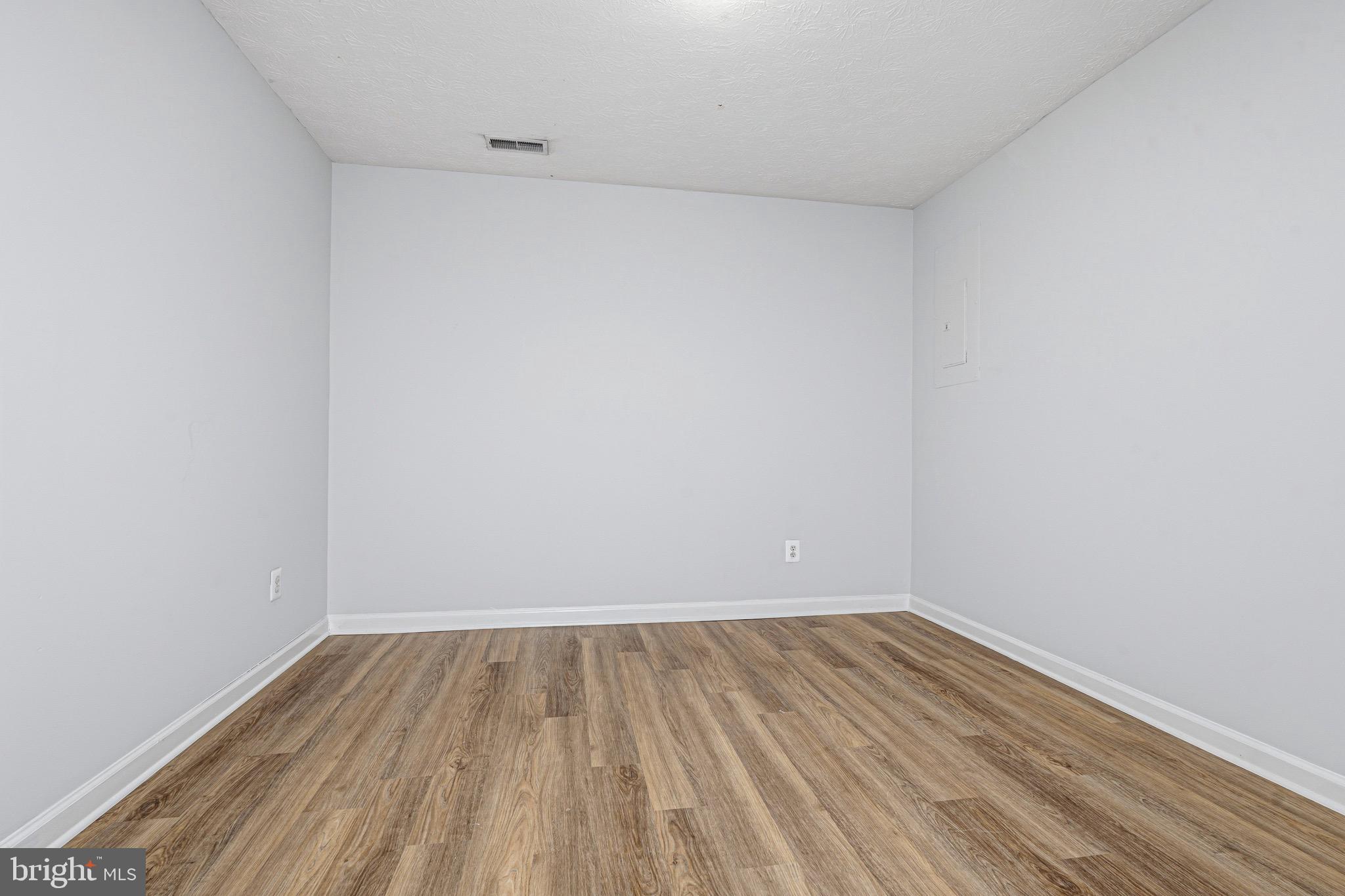 LORD WILLOUGHBY'S REST - Residential