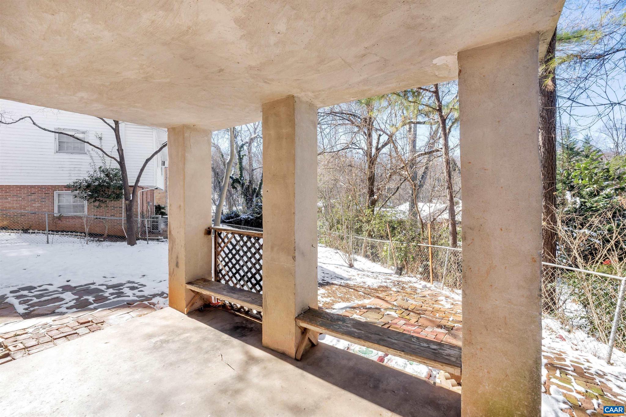 FOREST HILLS - Residential