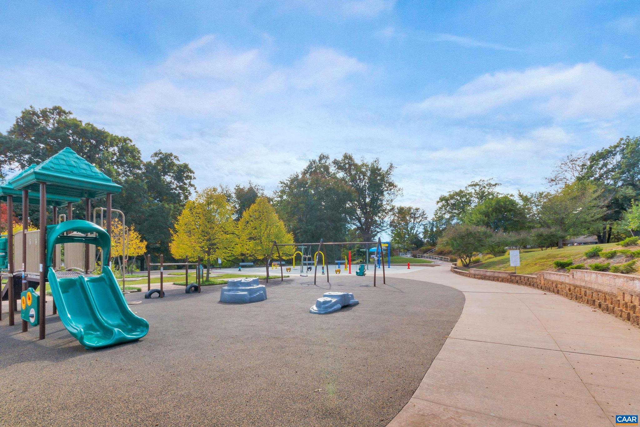 FOREST HILLS - Residential