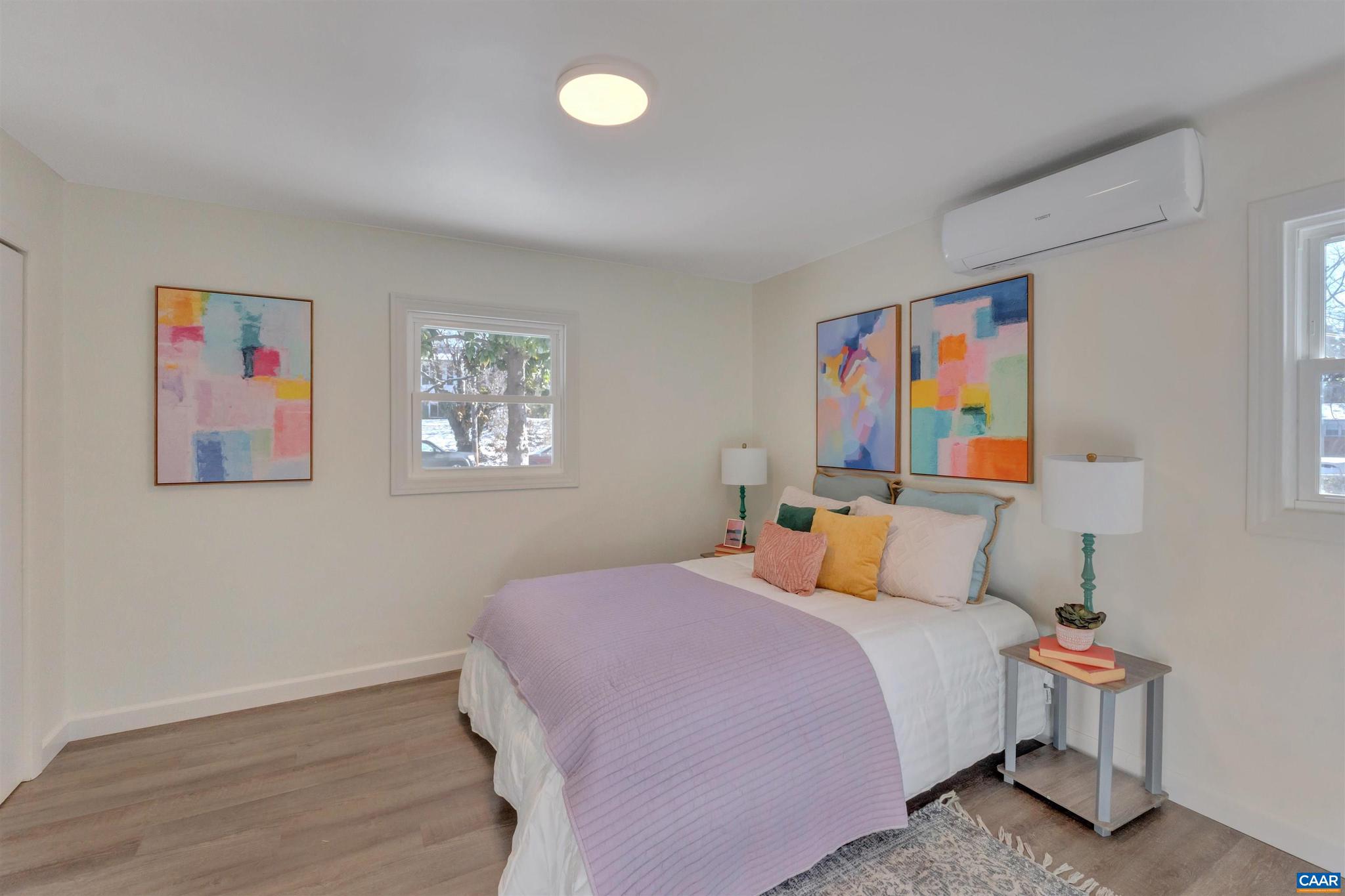 FOREST HILLS - Residential