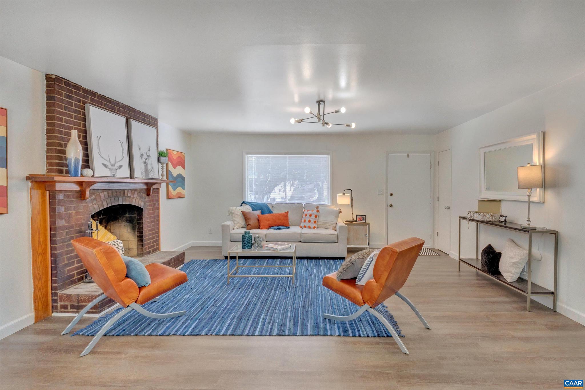 FOREST HILLS - Residential