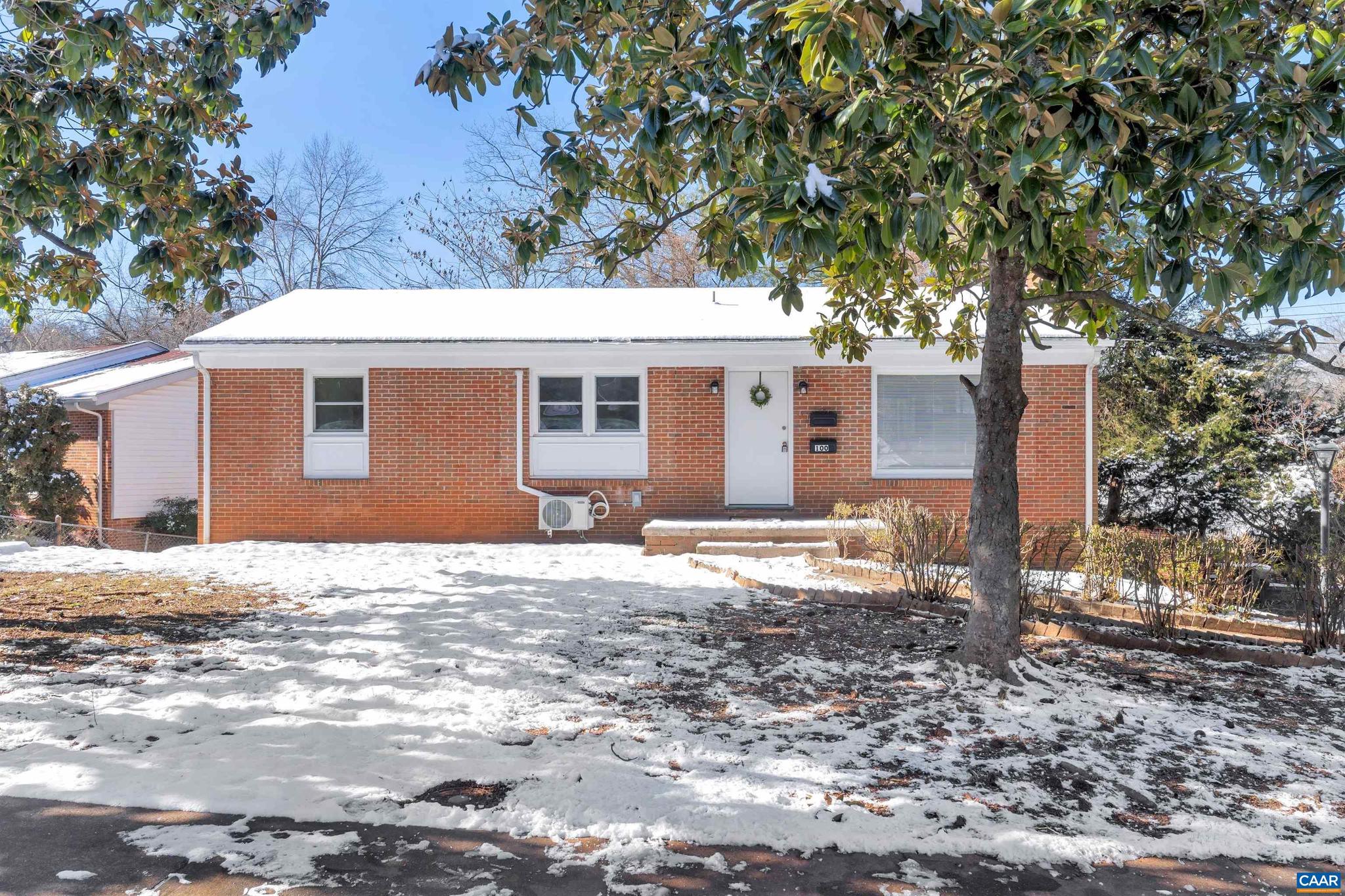 FOREST HILLS - Residential