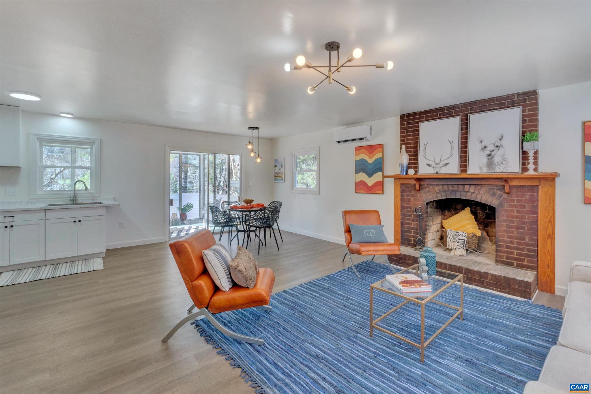 FOREST HILLS - Residential