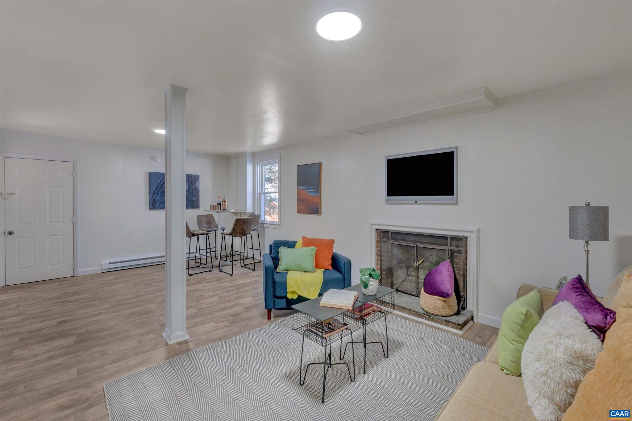 FOREST HILLS - Residential