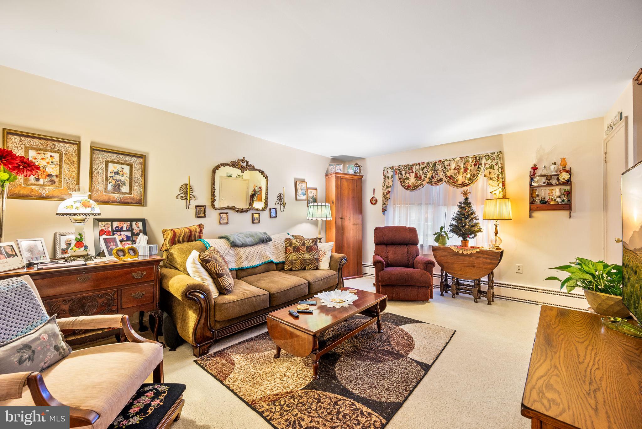 MAPLE GARDENS - Residential