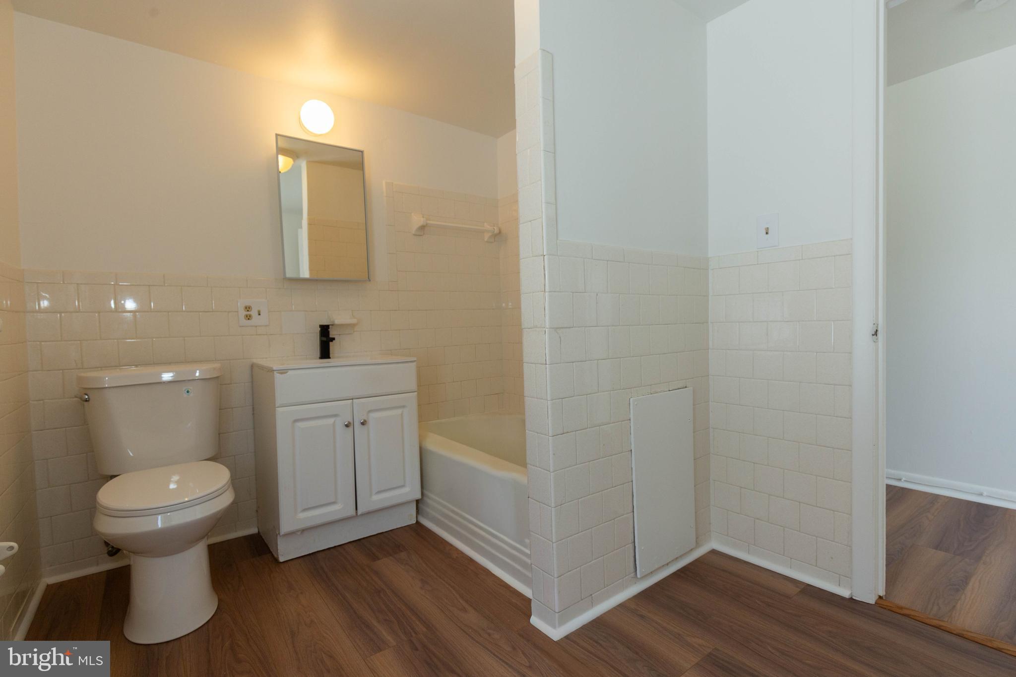 CHARLES TOWN - Residential Lease