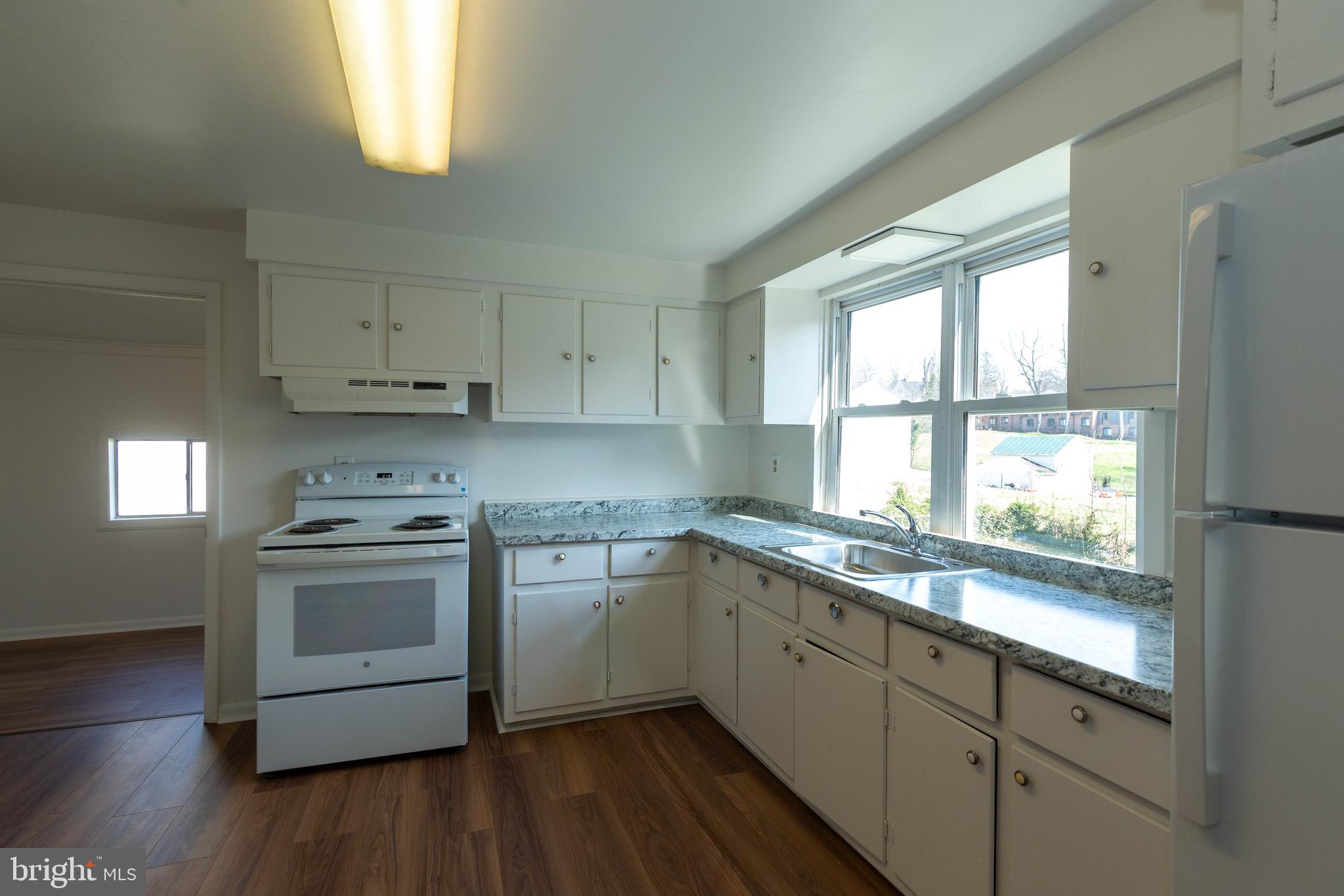 CHARLES TOWN - Residential Lease