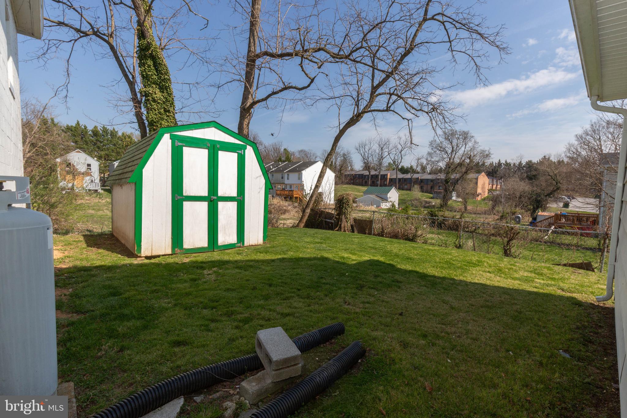 CHARLES TOWN - Residential Lease