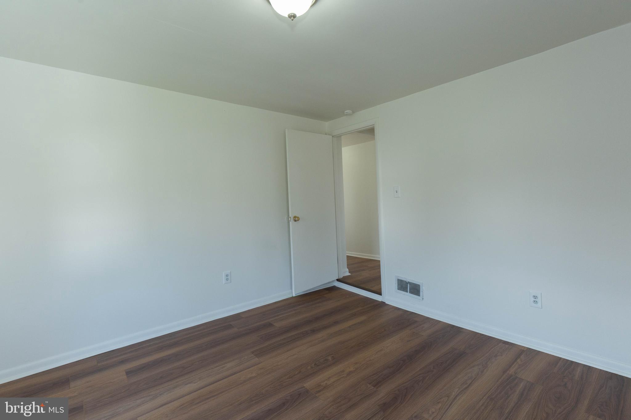 CHARLES TOWN - Residential Lease