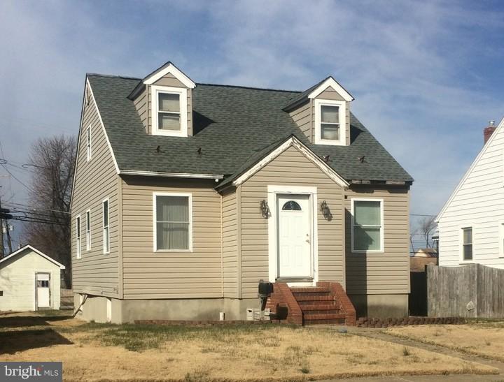 HOLABIRD PARK - Residential