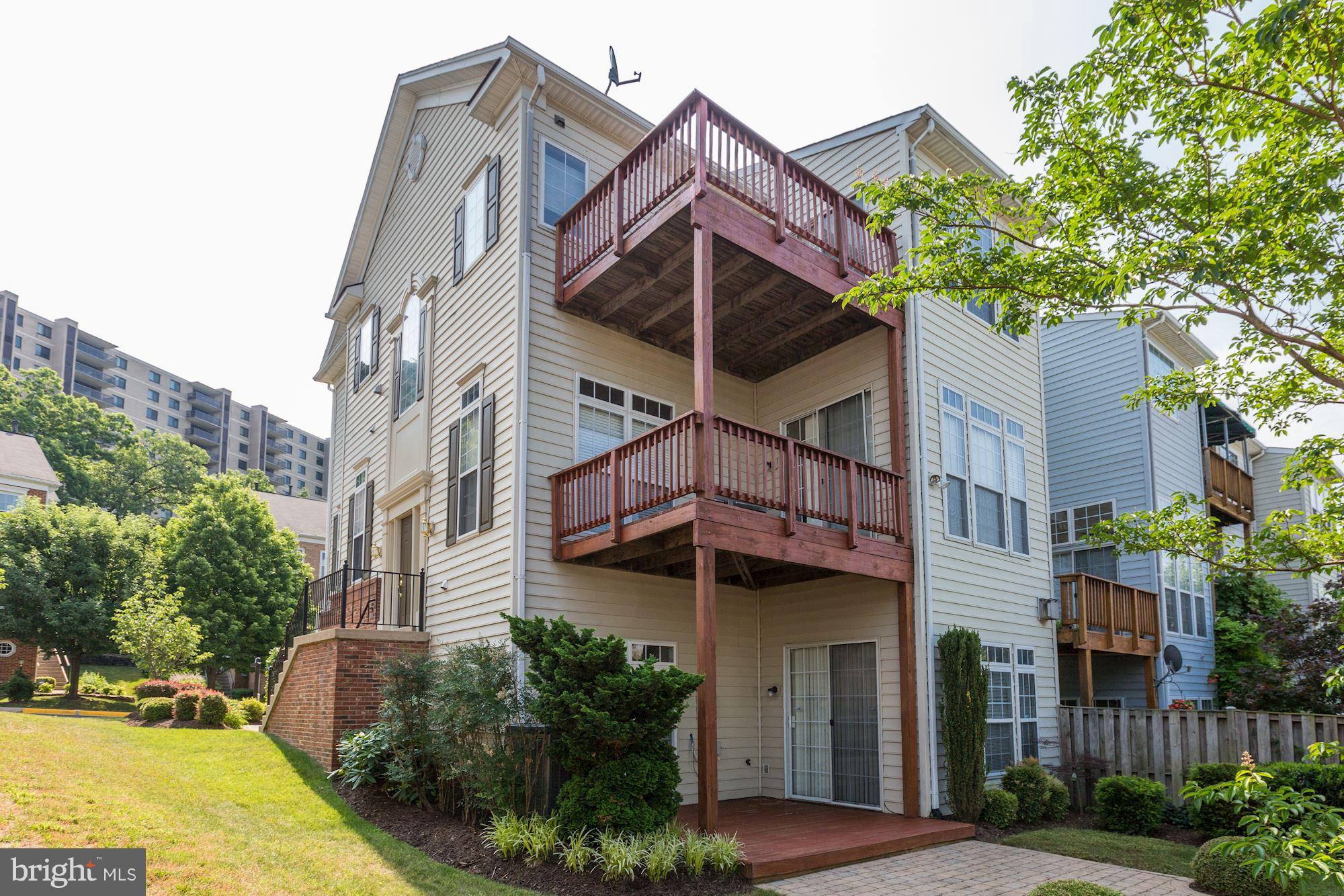 OVERLOOK - Residential