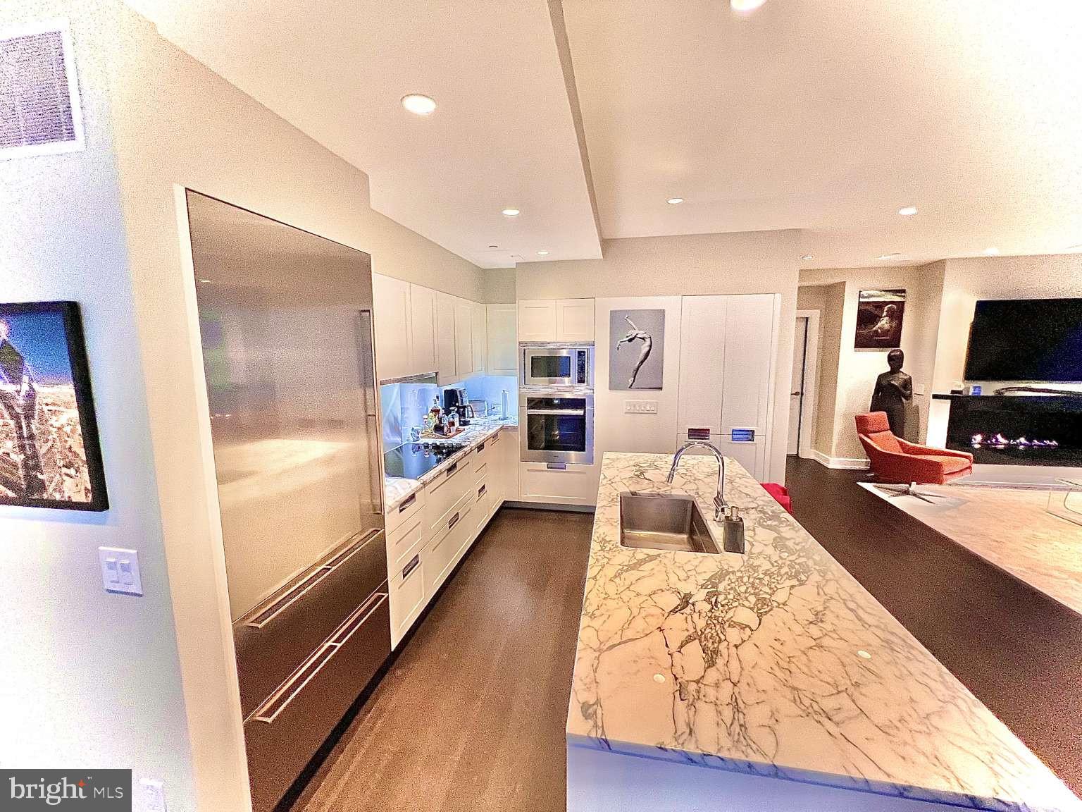 CENTER CITY - Residential