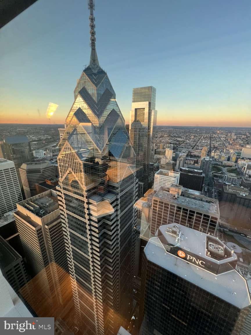 CENTER CITY - Residential
