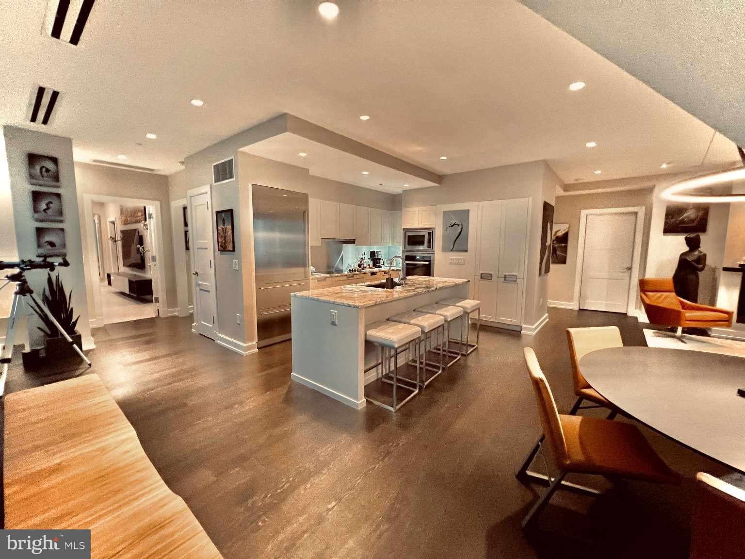 CENTER CITY - Residential