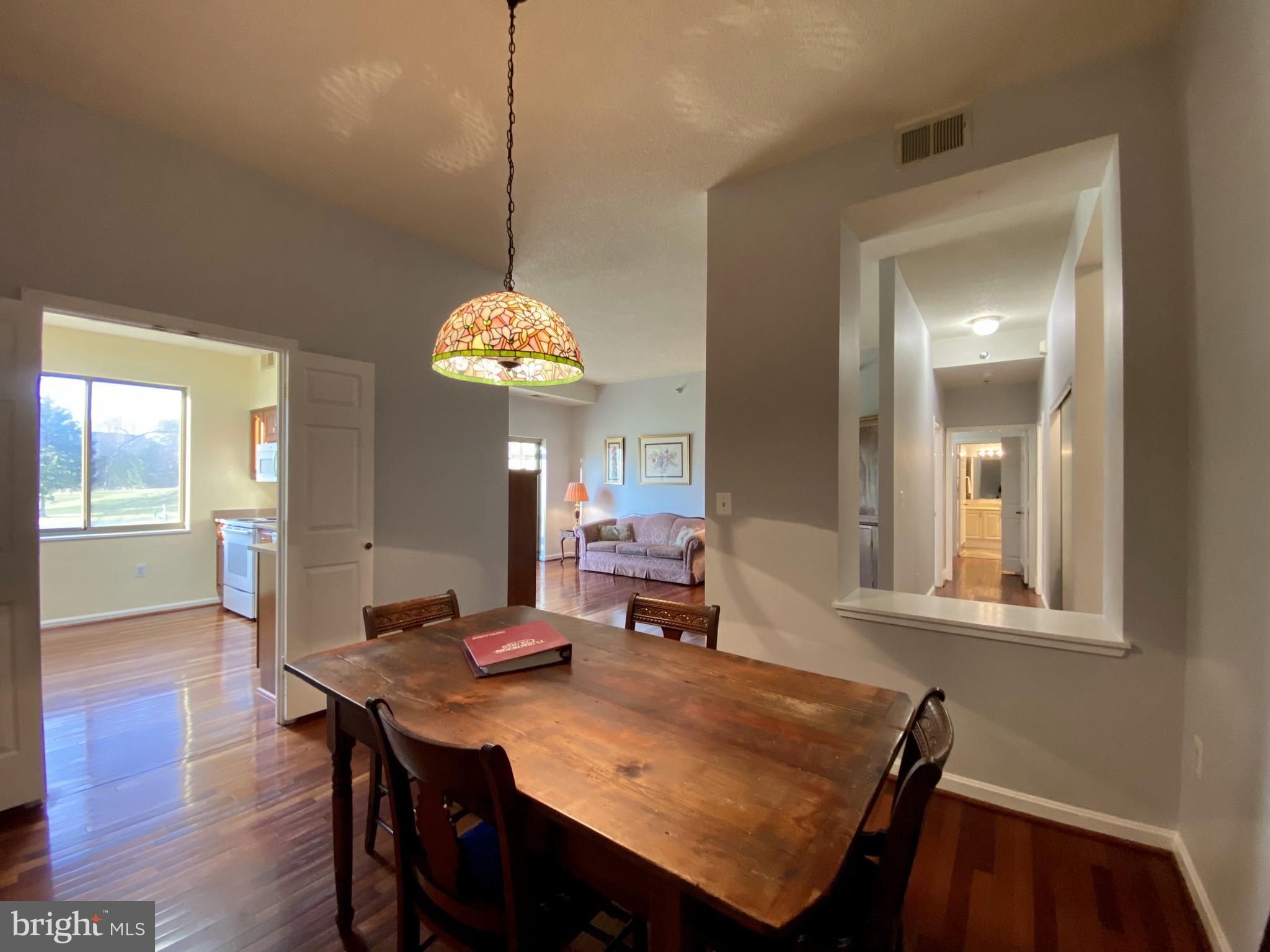 LEISURE WORLD - Residential