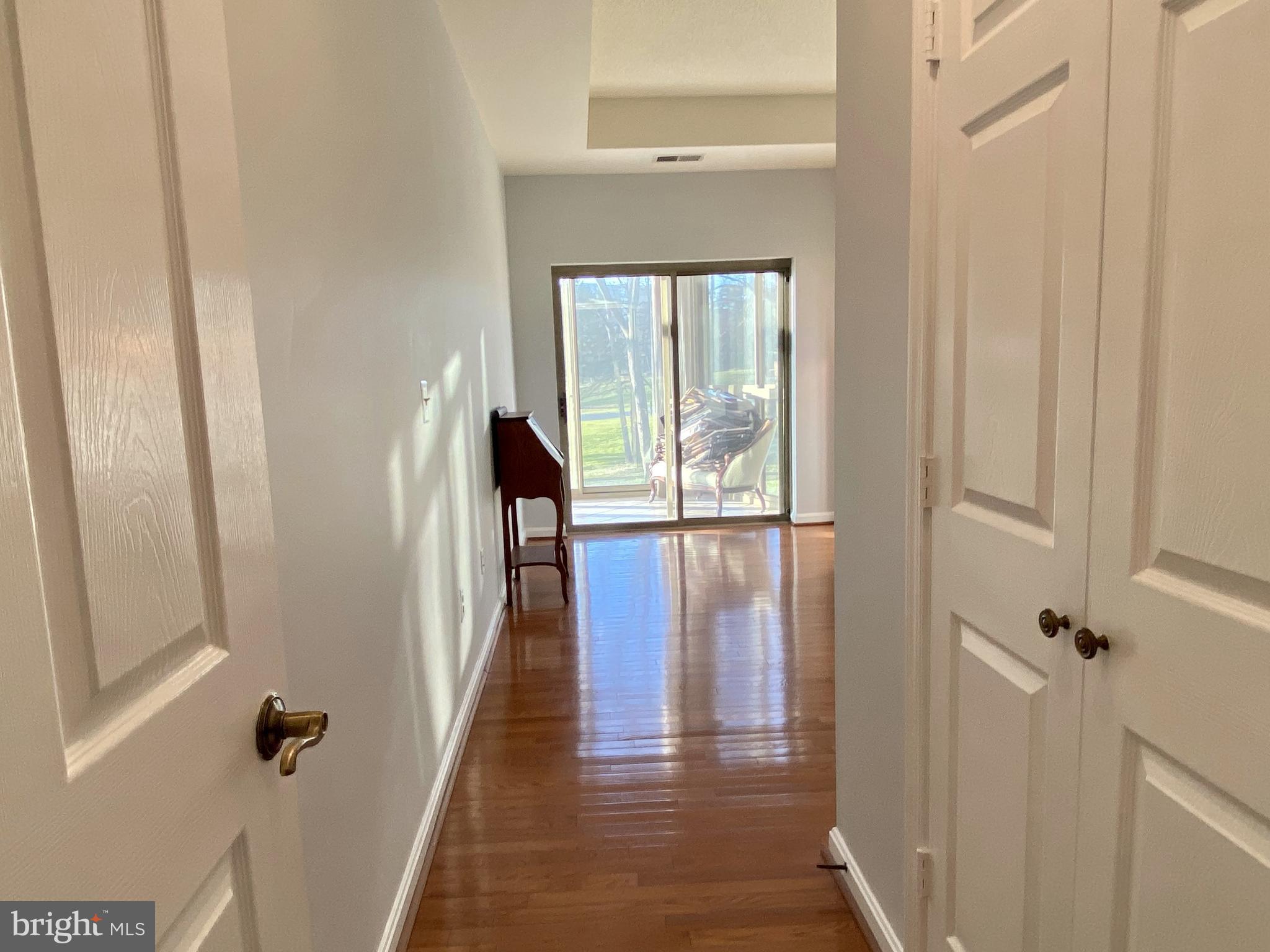 LEISURE WORLD - Residential