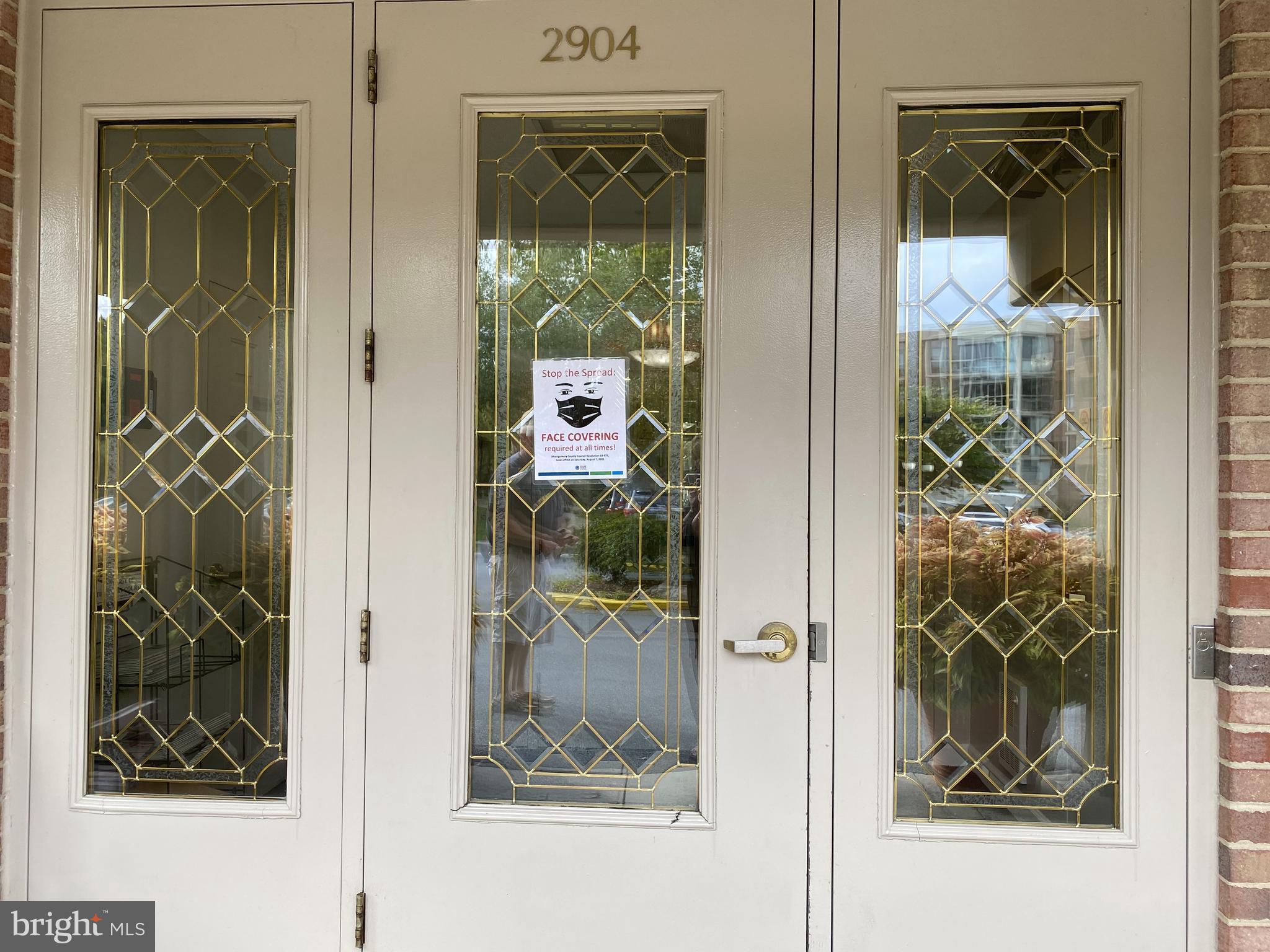 LEISURE WORLD - Residential