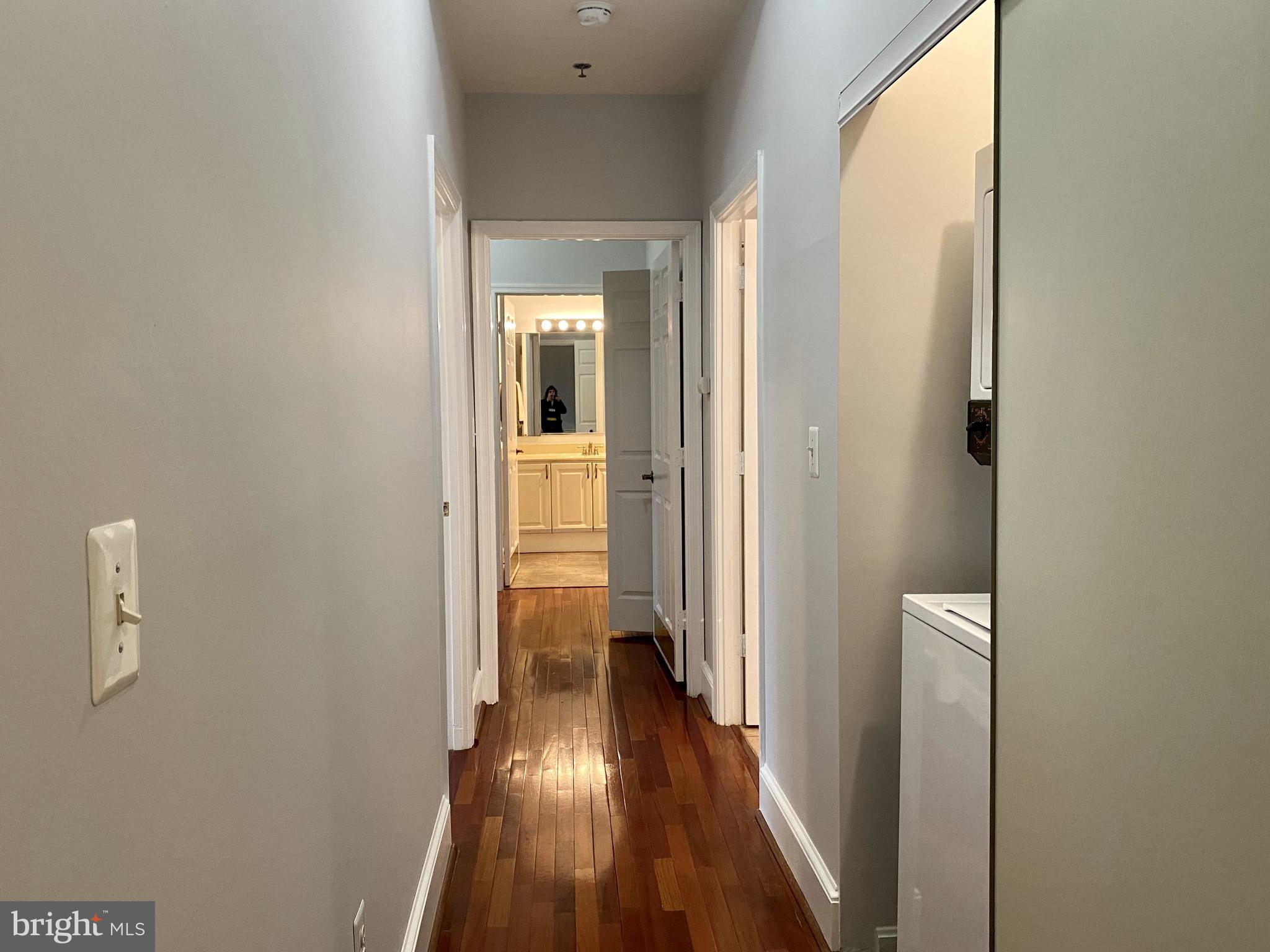 LEISURE WORLD - Residential