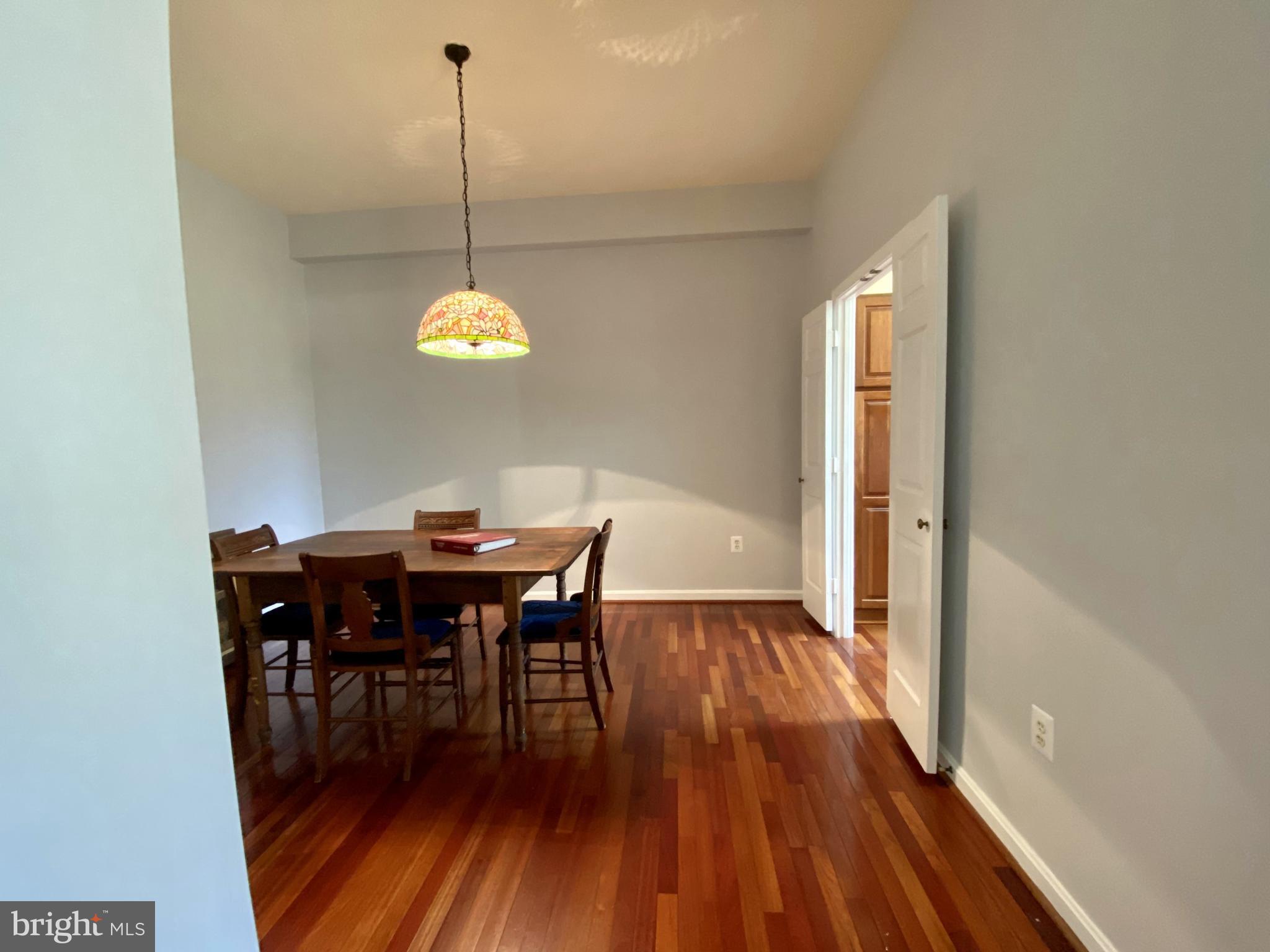 LEISURE WORLD - Residential