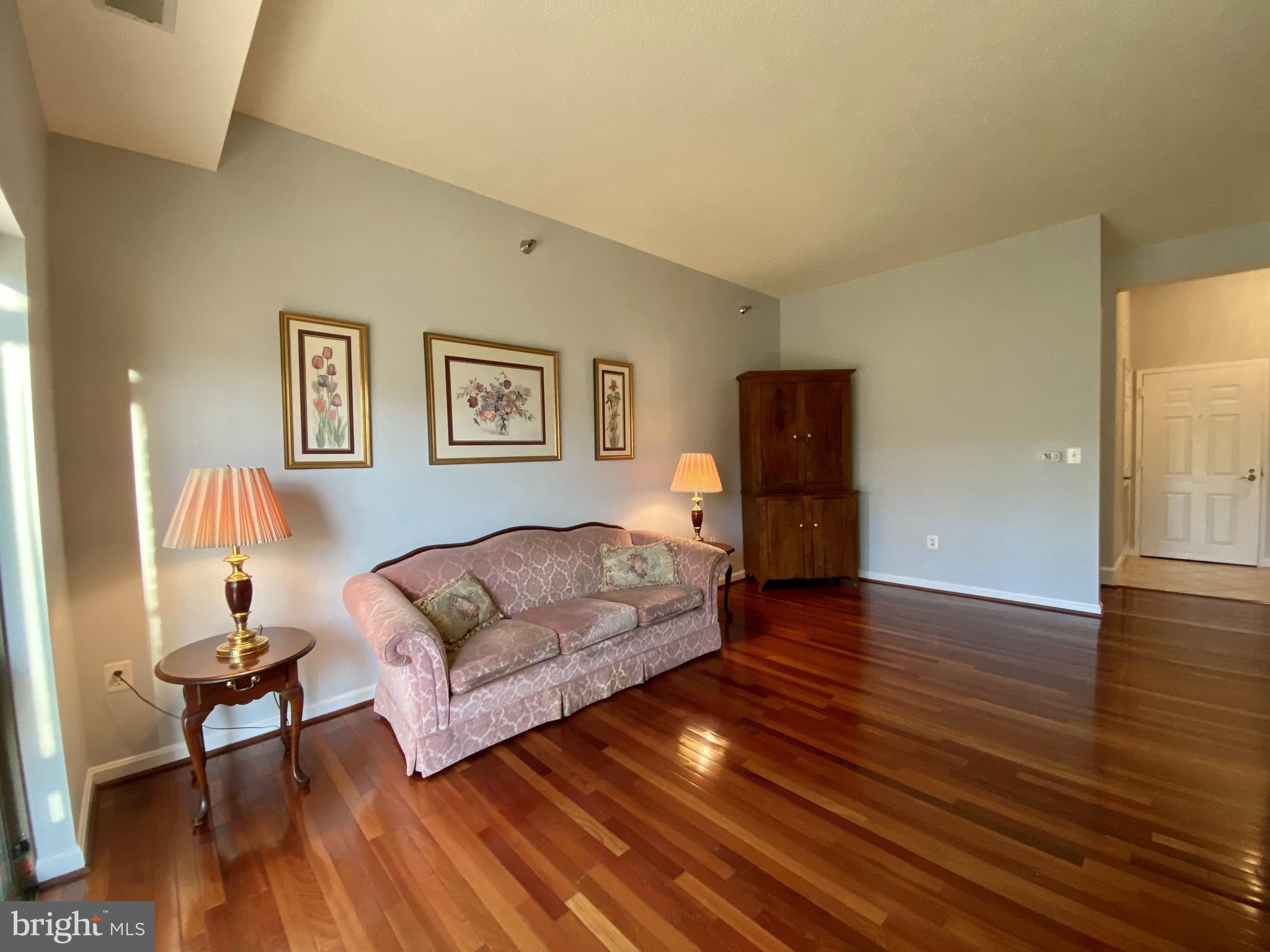 LEISURE WORLD - Residential