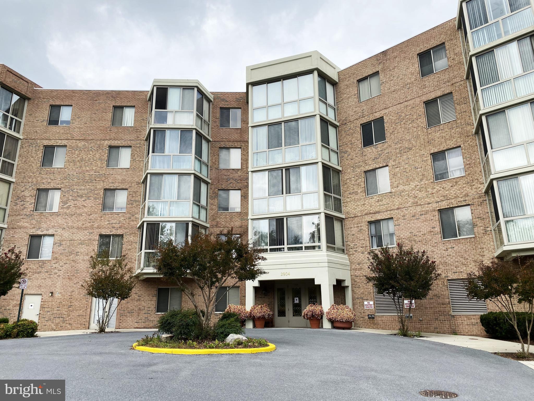 LEISURE WORLD - Residential