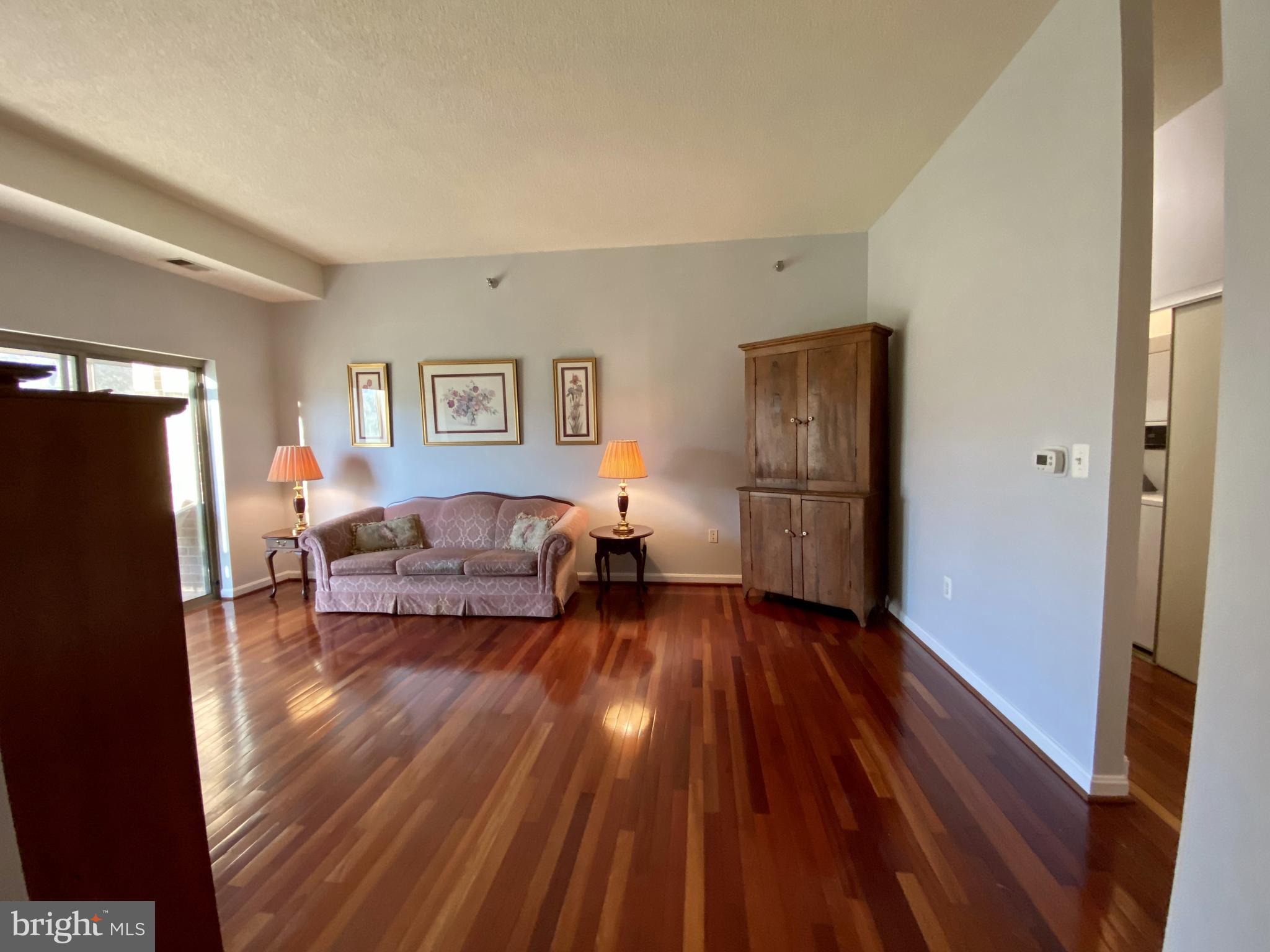 LEISURE WORLD - Residential