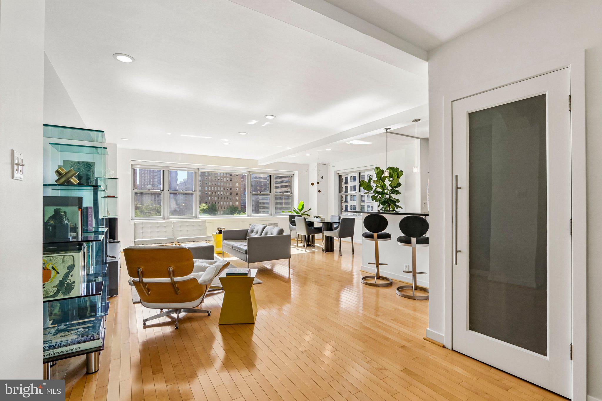 RITTENHOUSE SQUARE - Residential
