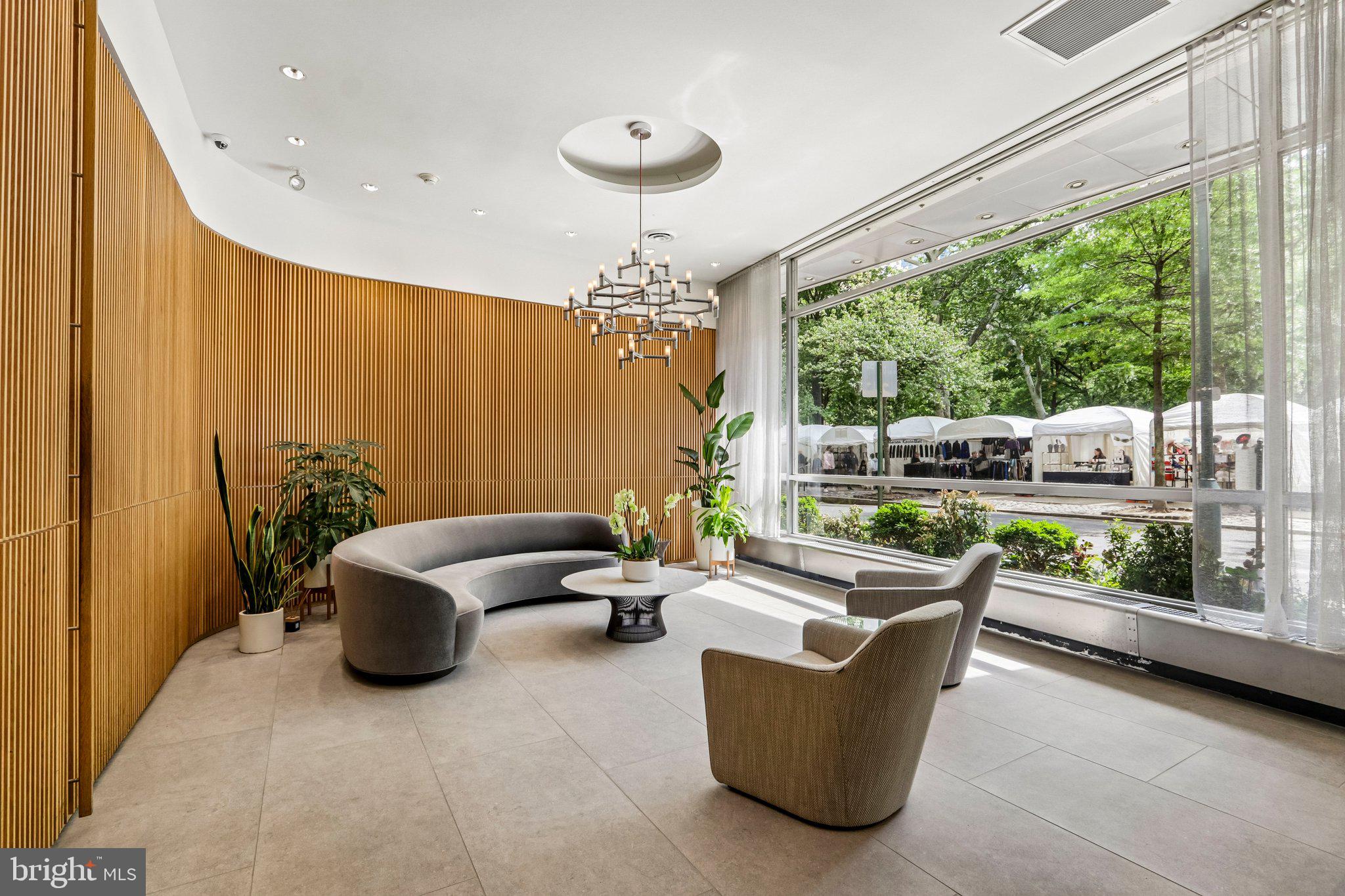 RITTENHOUSE SQUARE - Residential