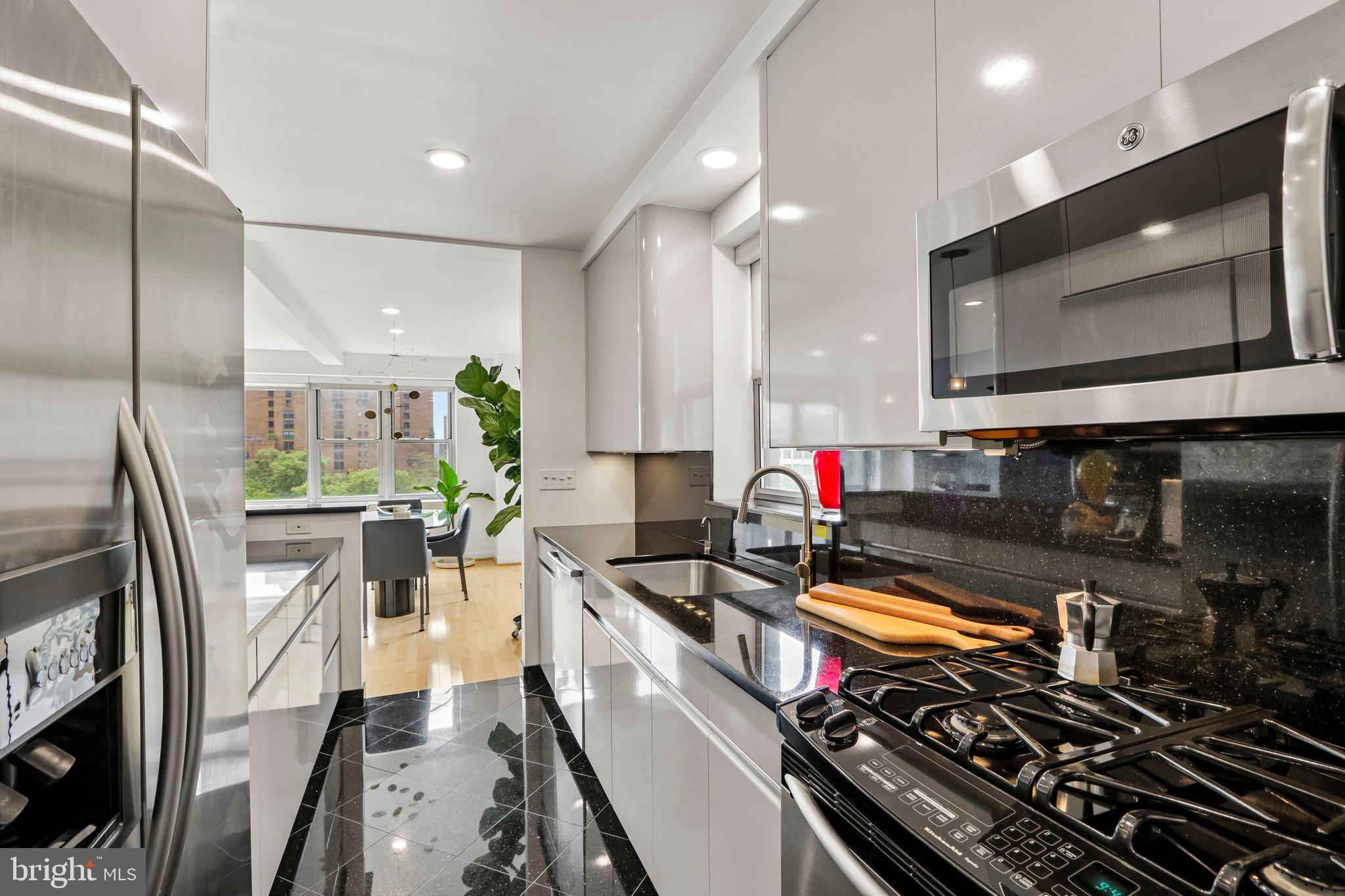 RITTENHOUSE SQUARE - Residential