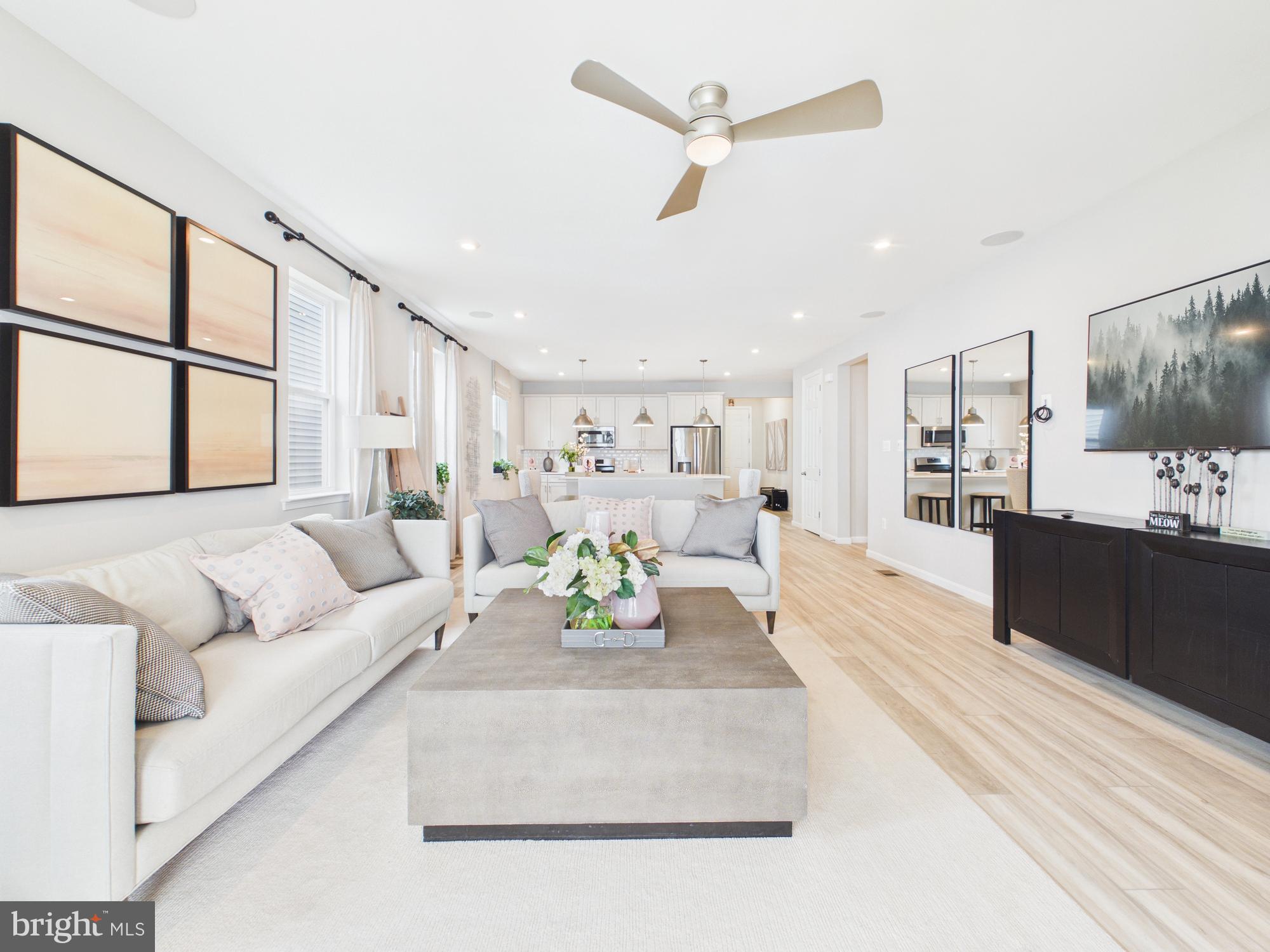 RAVEN OAKS - Residential