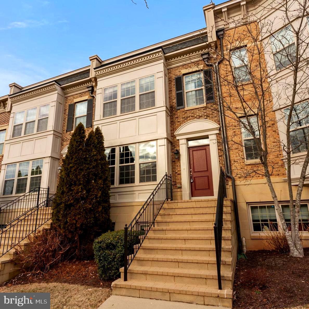 ***PRICE REDUCTION***Must See Pristine 4 Level Townhome with sweeping views of the Potomac River and Wilson Bridge from spacious private rooftop terrace, ideal for entertaining and/or relaxing. The home faces the largest community courtyard with a stone faced fire pit and seating area. This Severn model is 3 Bedrooms / 3 Full Baths / 2 Half Baths with over 3,000 SF of finished living space. Main Level: living room/dining room, gourmet kitchen. Terrace Level: wet bar, spacious rooftop terrace, double-sided gas fireplace. rear entry two car garage with garage door opener and plenty of storage space. Access to restaurants, shops, and entertainment are just a short walk away. Water Taxi services to Old Town Alexandria and Washington, D.C. Convenient access to Joint Base Anacostia-Bolling, Joint Base Andrews, Washington, D.C., Alexandria, Arlington and much more..................