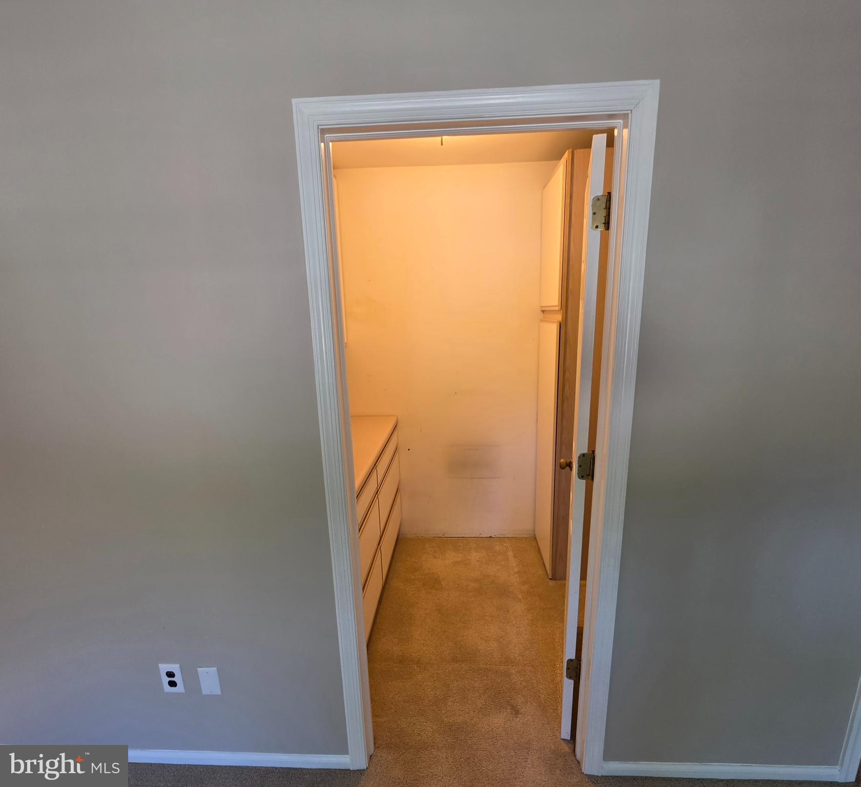 HIDDEN MDWS - Residential