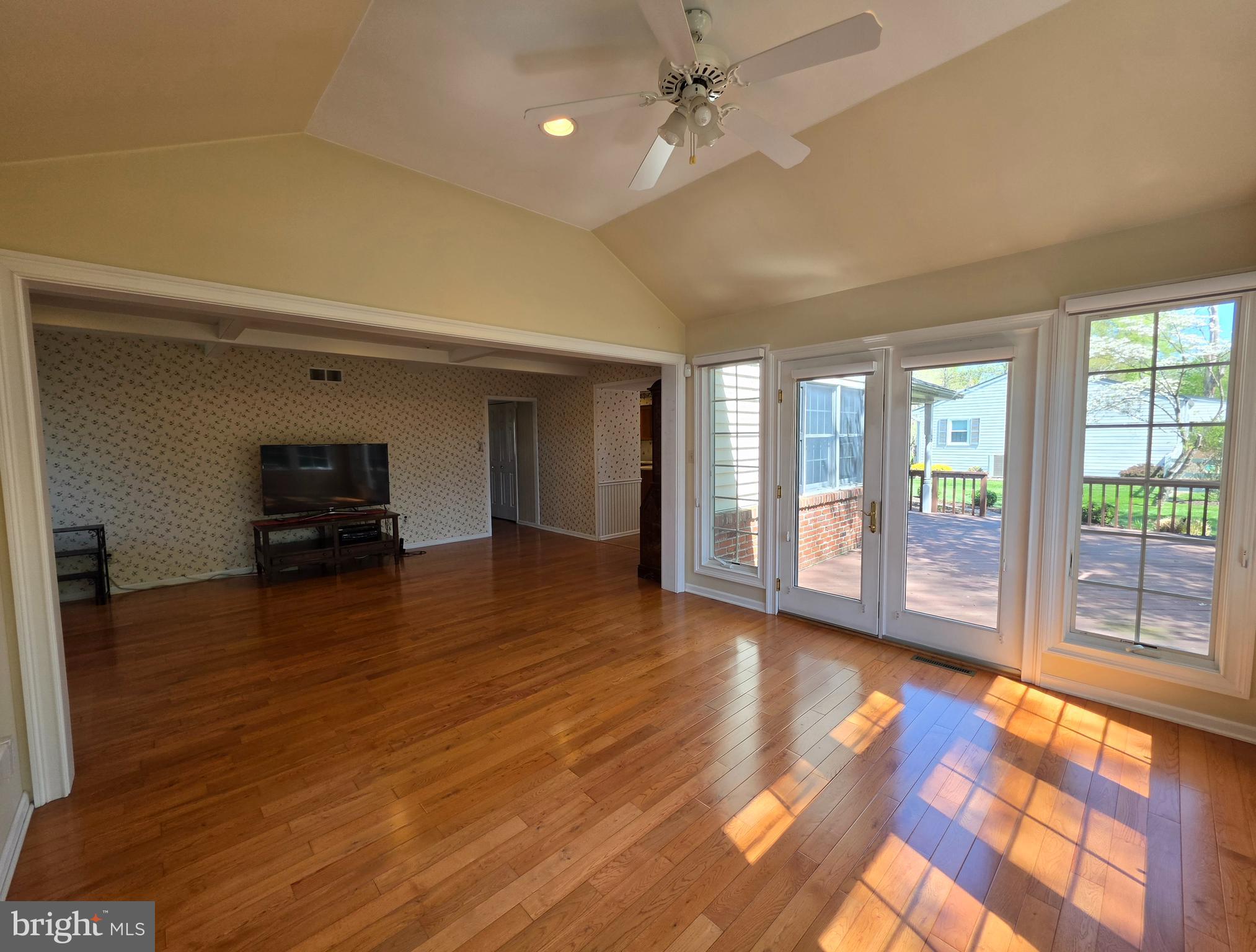 HIDDEN MDWS - Residential