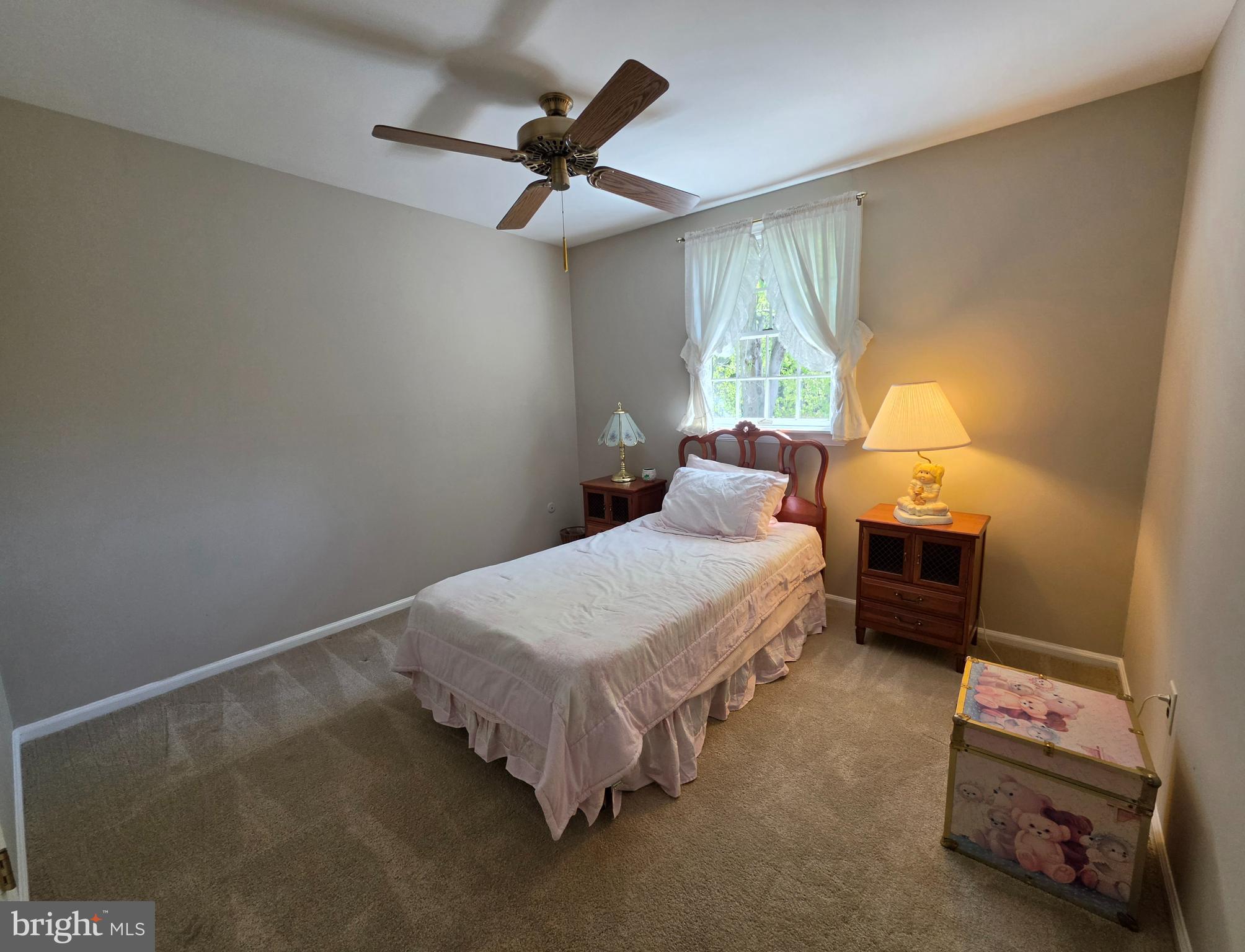 HIDDEN MDWS - Residential