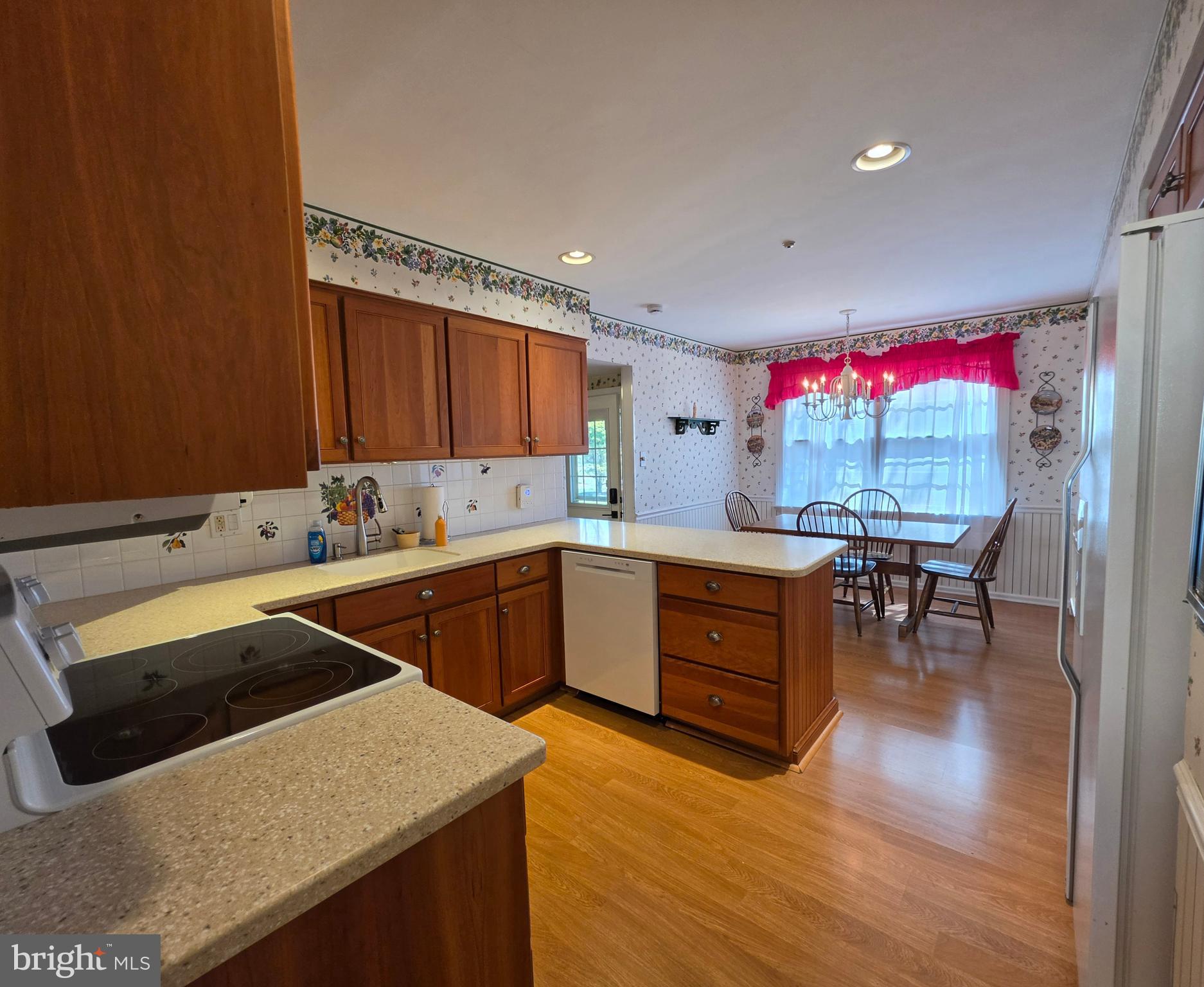 HIDDEN MDWS - Residential